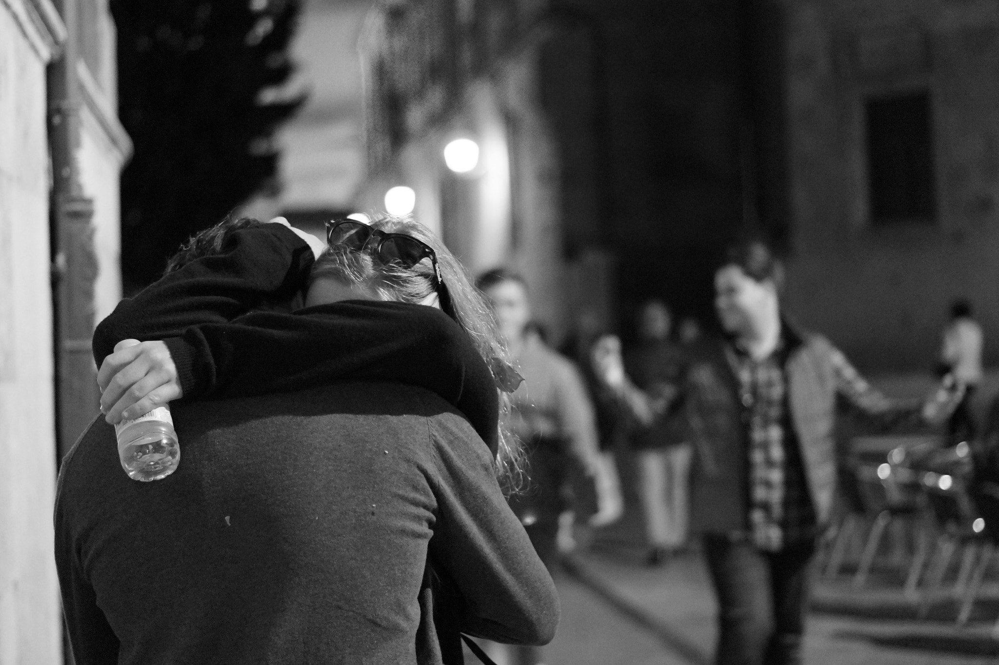 Sony SLT-A58 + Sony DT 50mm F1.8 SAM sample photo. The hug photography