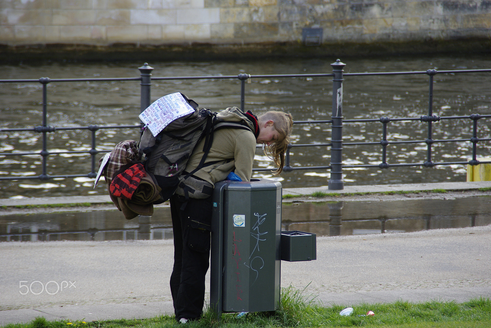 Pentax K200D sample photo. Homeless photography