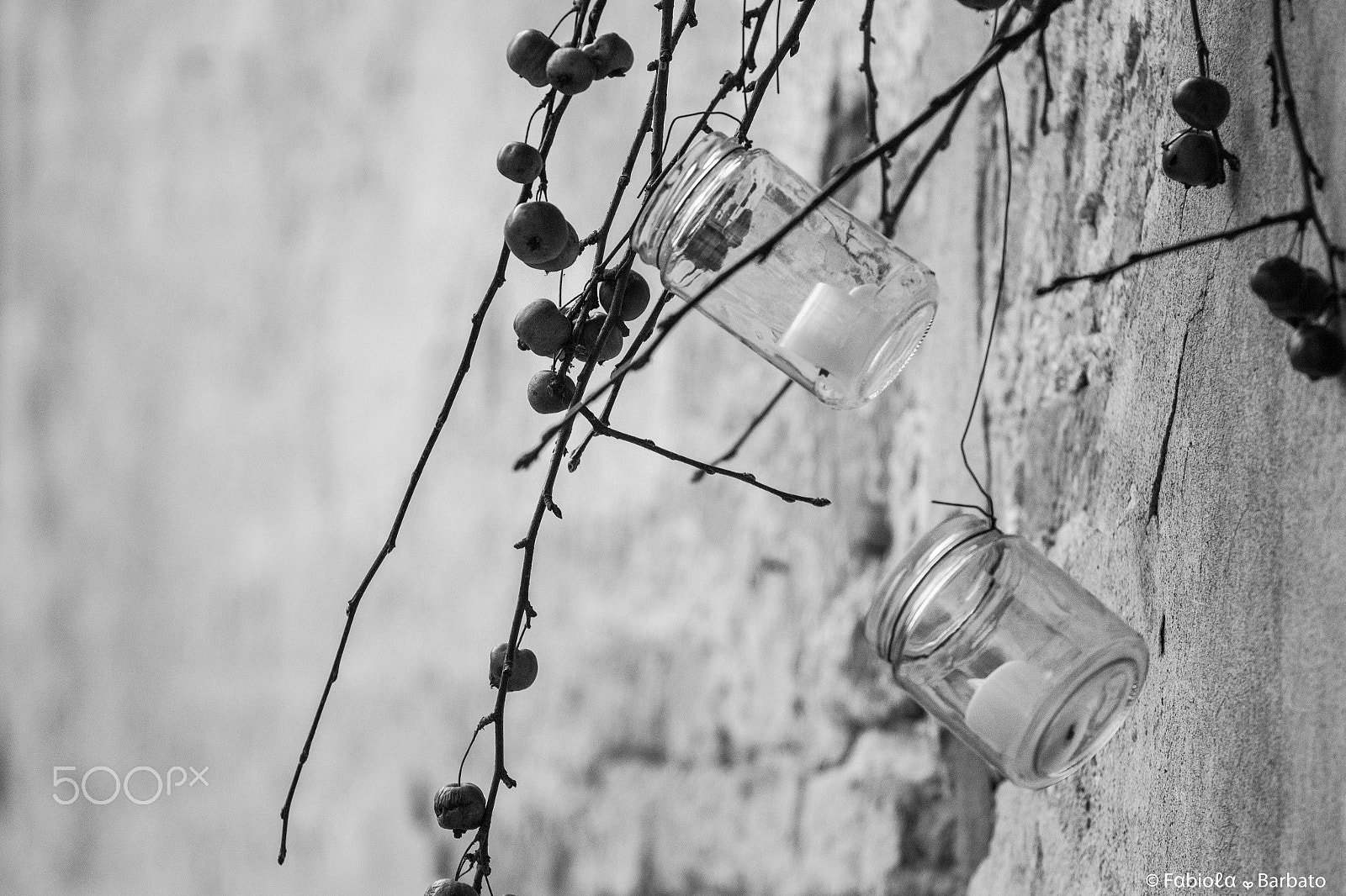 Canon EOS 100D (EOS Rebel SL1 / EOS Kiss X7) + Canon EF 70-200mm F4L USM sample photo. Decorazione con candele photography