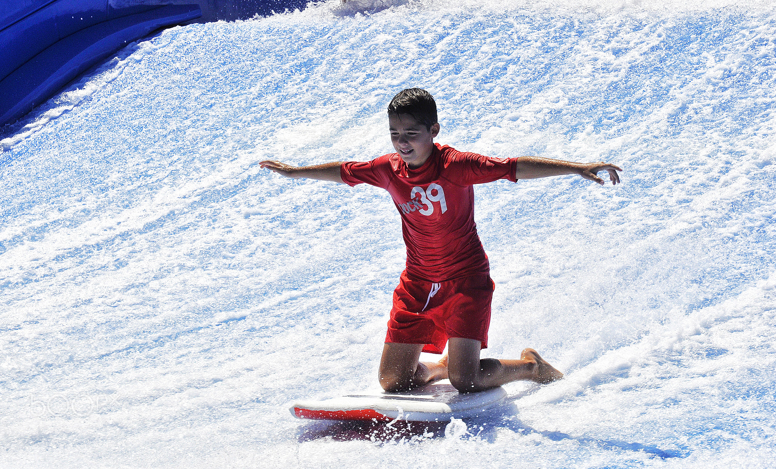 Nikon D5000 sample photo. Surf indoor photography