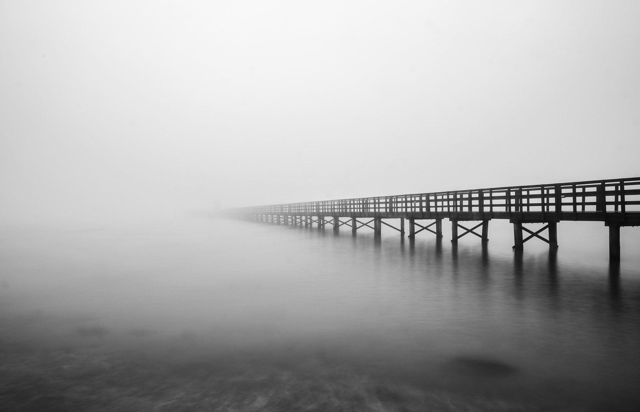 Samyang 14mm F2.8 ED AS IF UMC sample photo. Foggy sea photography