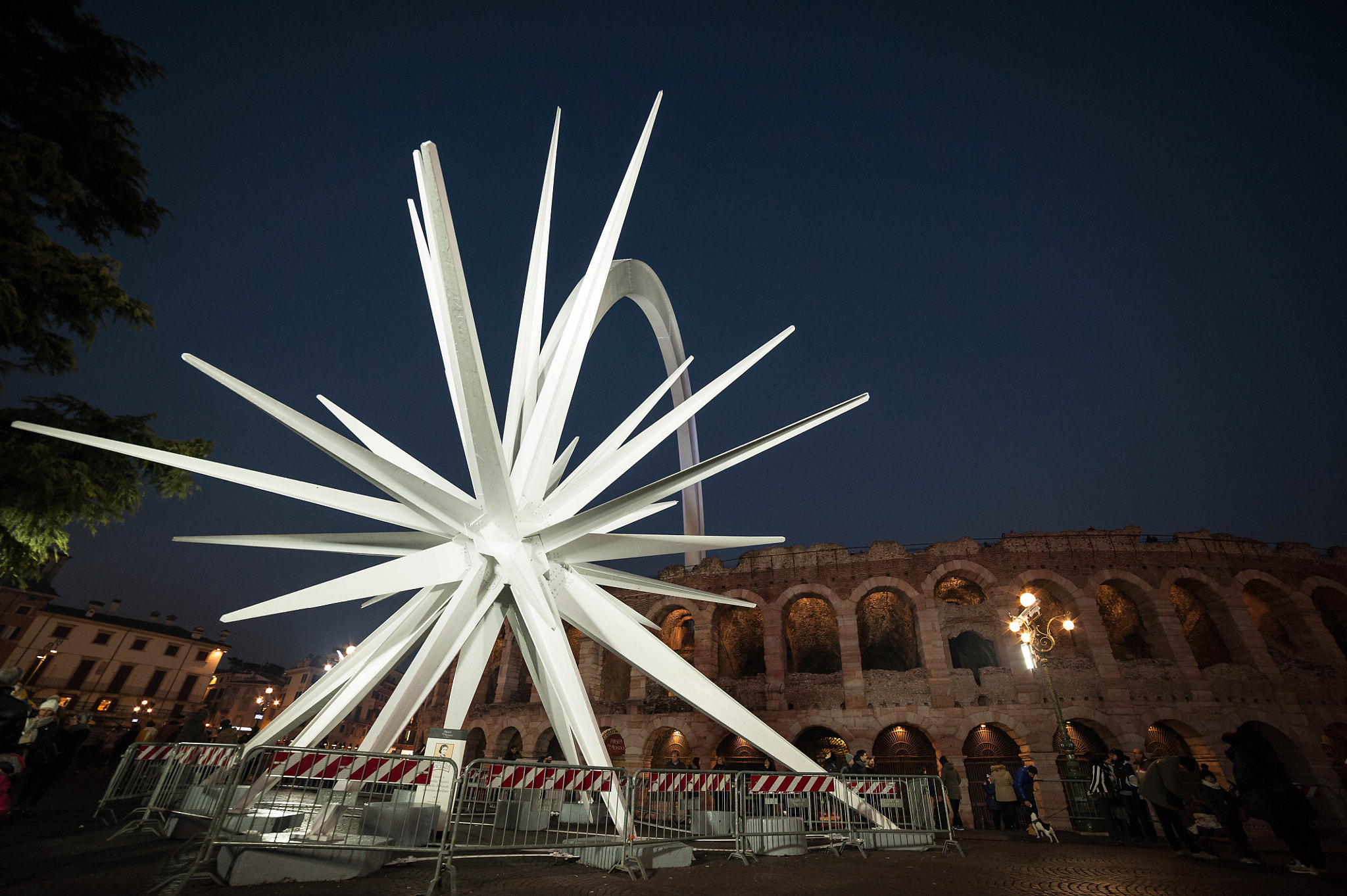 Samyang 14mm F2.8 ED AS IF UMC sample photo. Una stella a verona photography
