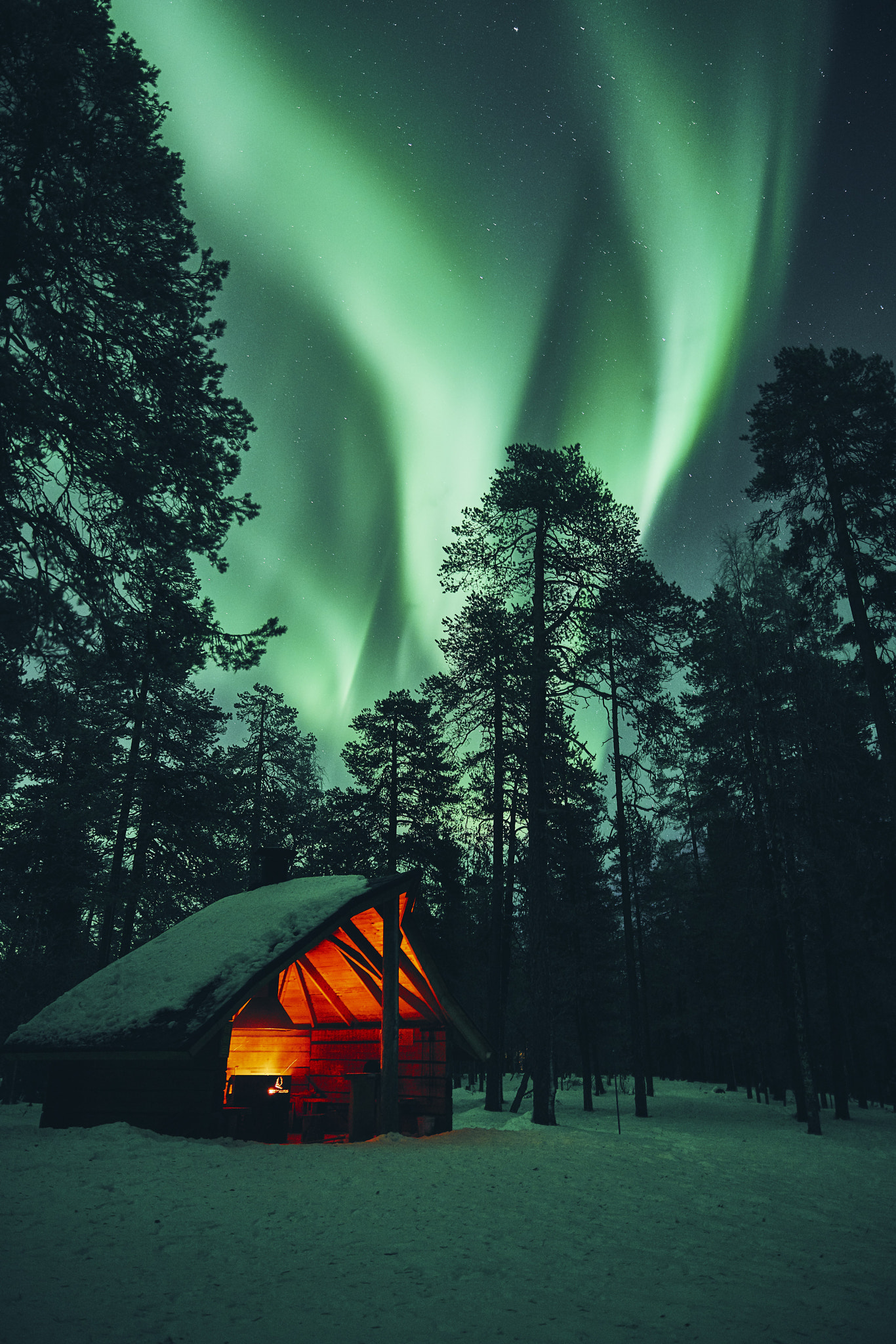 DT 24-70mm F2.8 SAM sample photo. Northern lights above lavvu photography