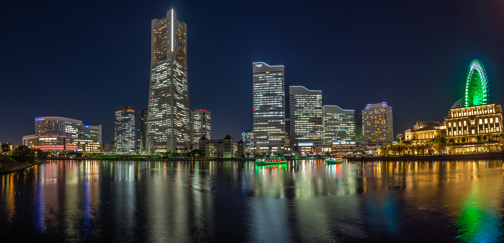 Olympus OM-D E-M10 + OLYMPUS M.12mm F2.0 sample photo. Minato mirai 21 photography