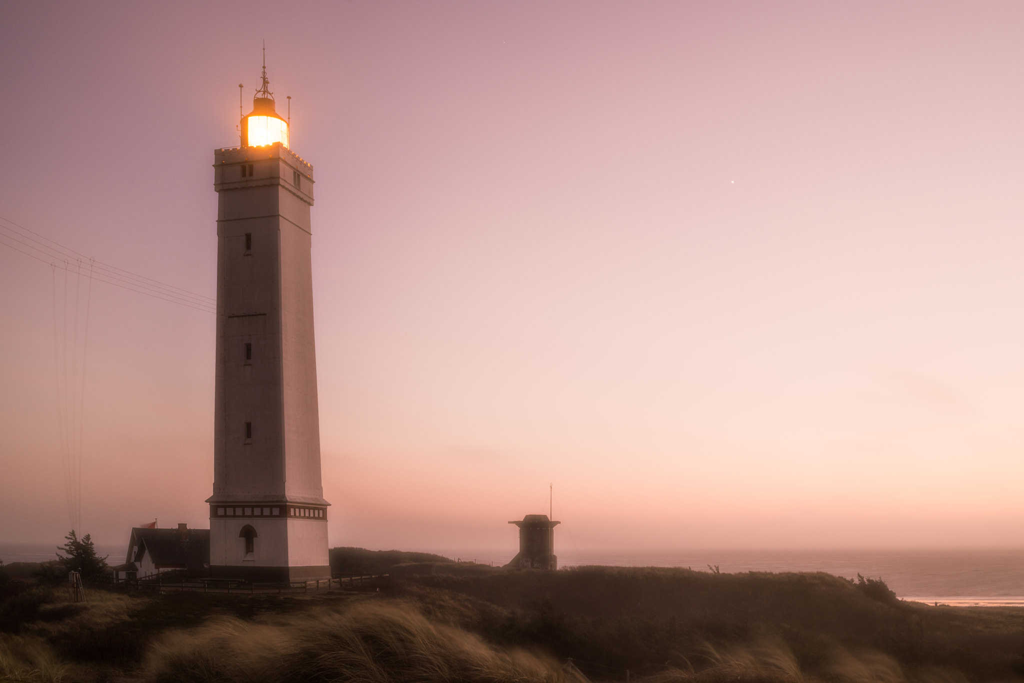 Nikon D810 + AF Zoom-Nikkor 35-70mm f/3.3-4.5 sample photo. Blåvand sunset photography