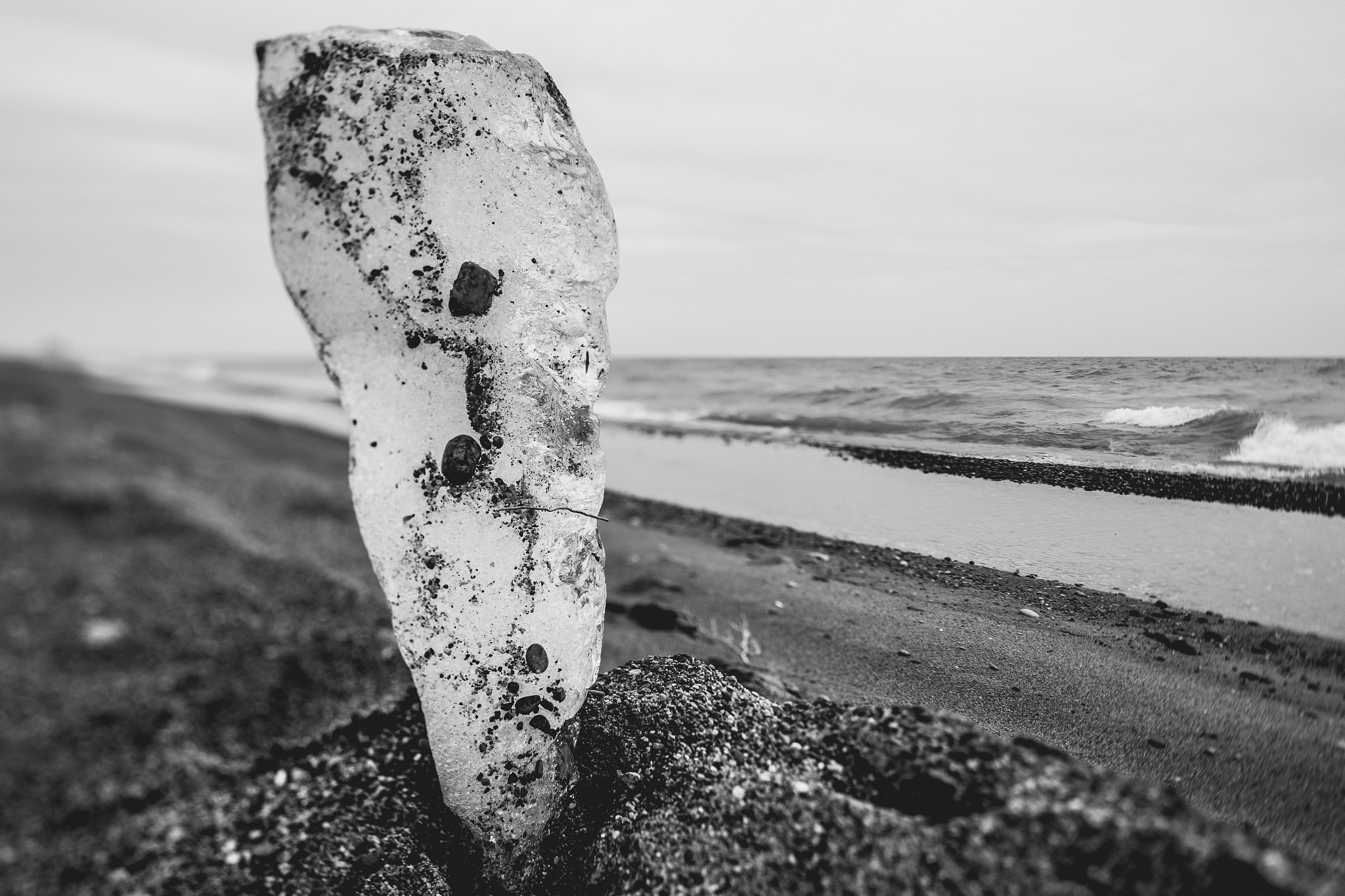 Canon TS-E 24.0mm f/3.5 L II sample photo. Ice spike photography