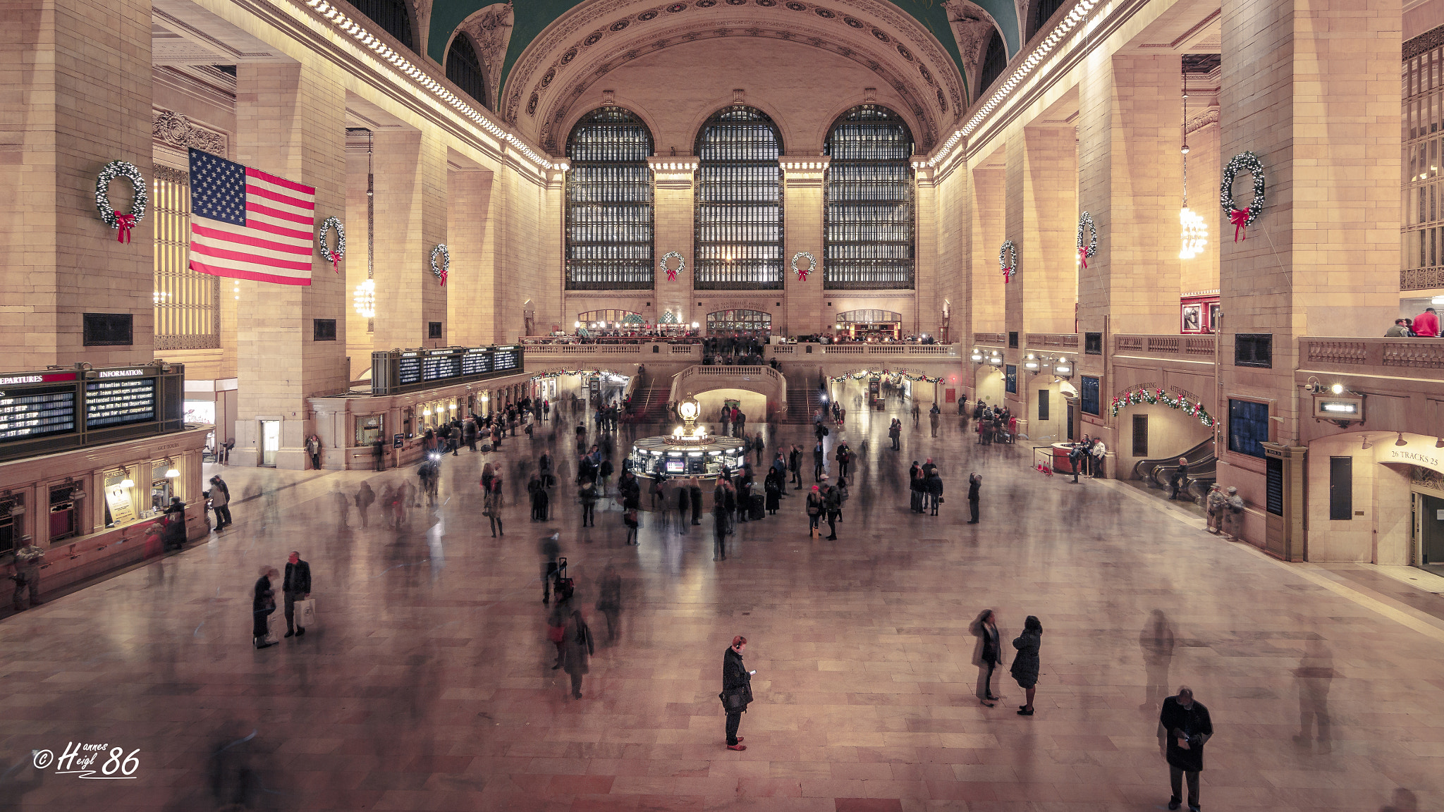 Canon EOS 650D (EOS Rebel T4i / EOS Kiss X6i) sample photo. 15 sec of grand central station - ny photography