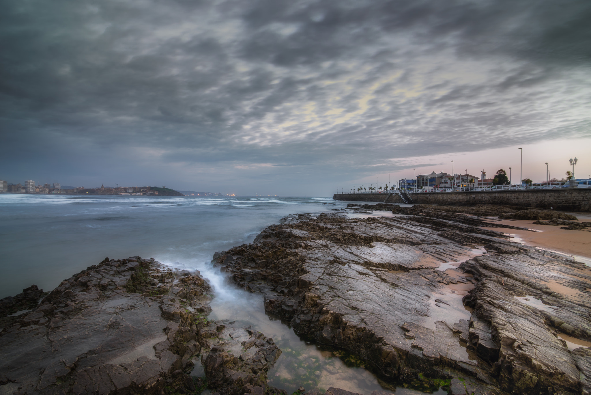 Tokina AT-X 16-28mm F2.8 Pro FX sample photo. Gijon photography