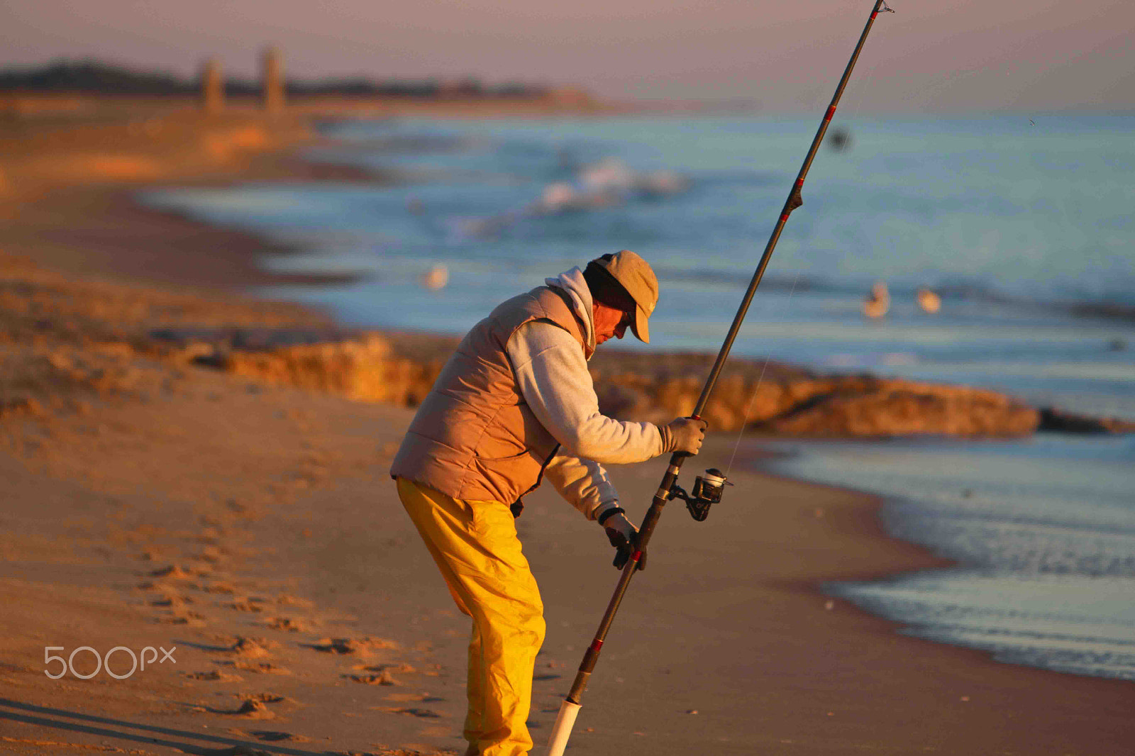 Canon EF 70-200mm F2.8L IS USM sample photo. Morning fishing photography