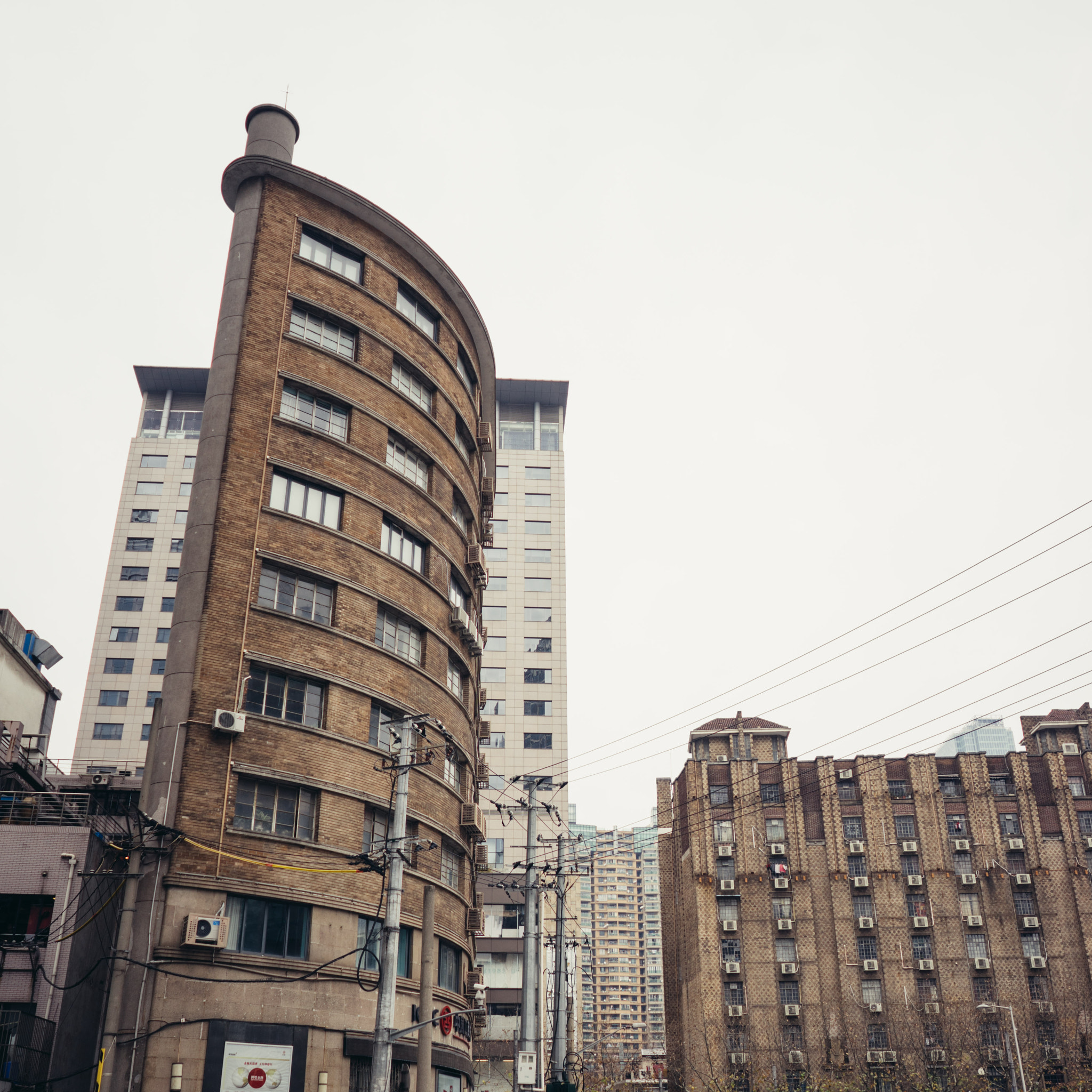 ZEISS Batis 25mm F2 sample photo. Thin photography
