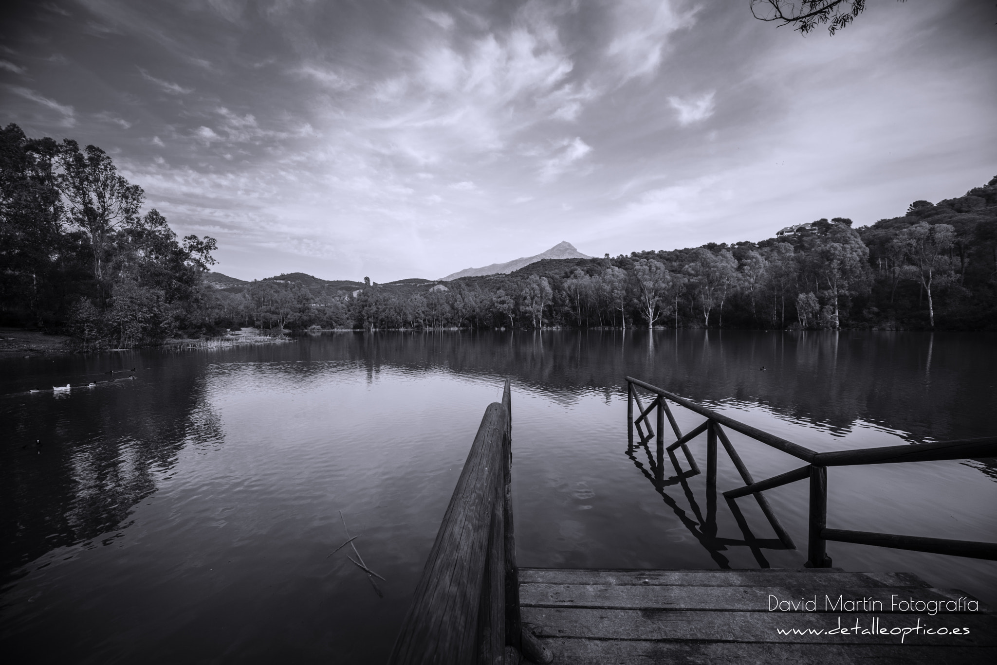 Sigma 12-24mm F4.5-5.6 EX DG Aspherical HSM sample photo. Lago de las tortugas. photography