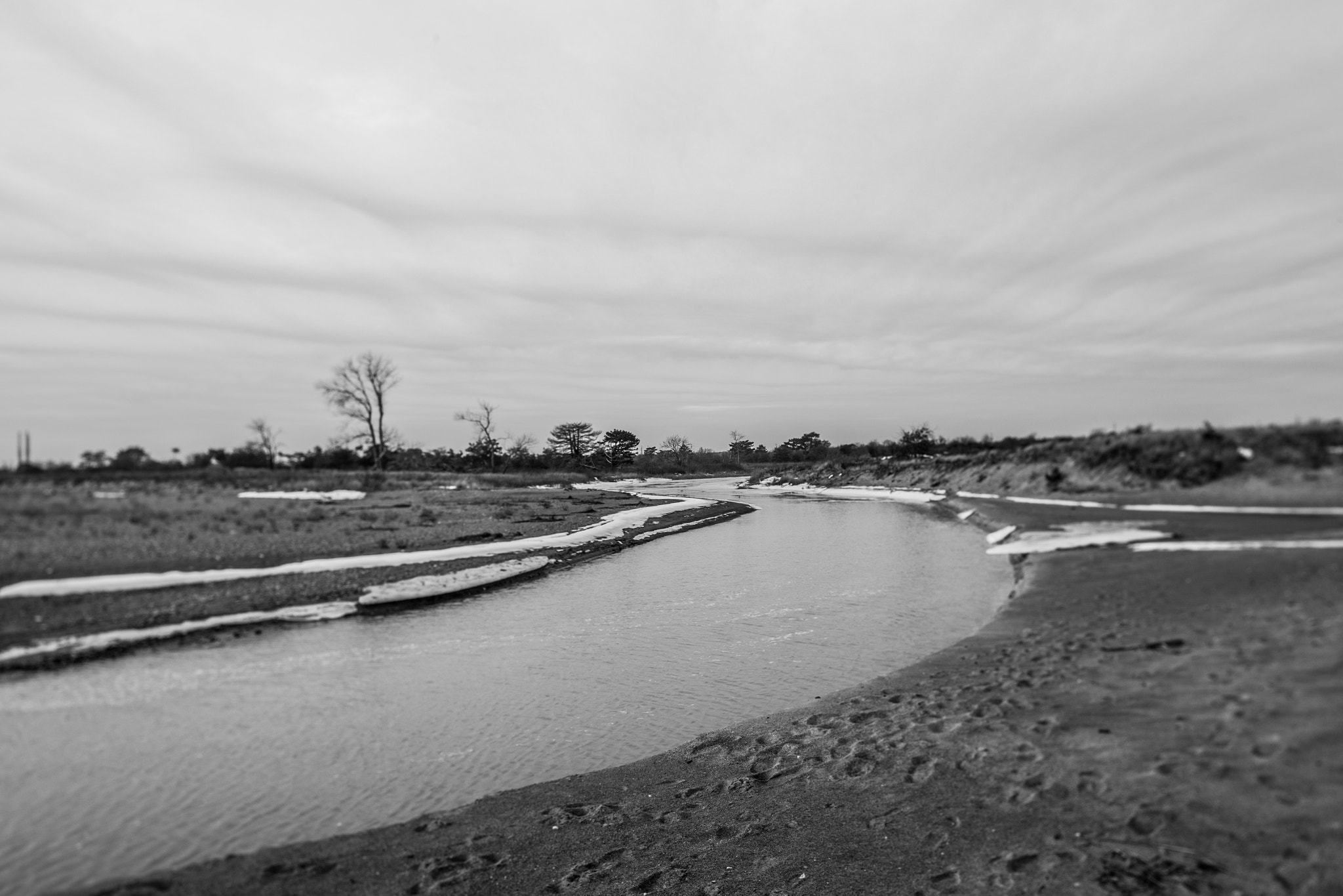 Canon EOS 6D + Canon TS-E 24.0mm f/3.5 L II sample photo. Dead river photography