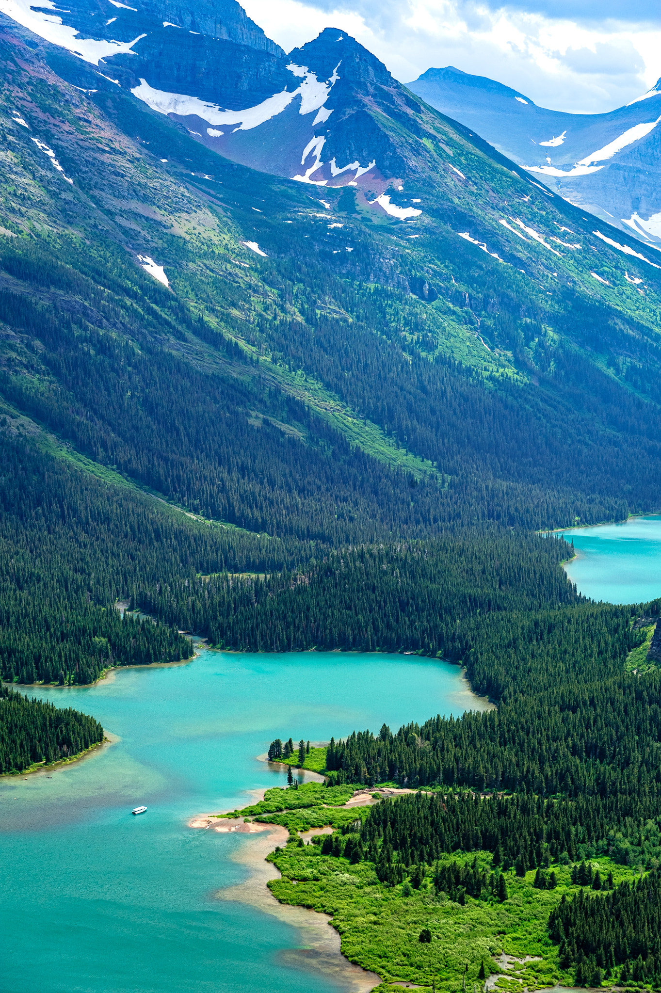 Nikon AF Nikkor 24-85mm F2.8-4D IF sample photo. Swiftcurrent lake glacier national park montana photography