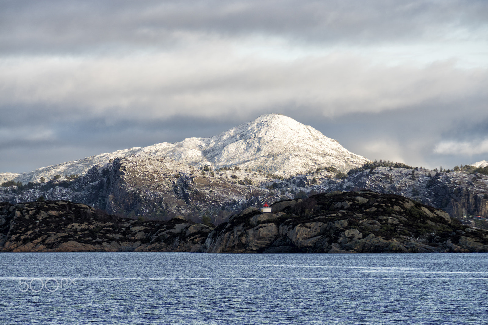 Sony DT 18-200mm F3.5-6.3 sample photo. Mountains in norway photography