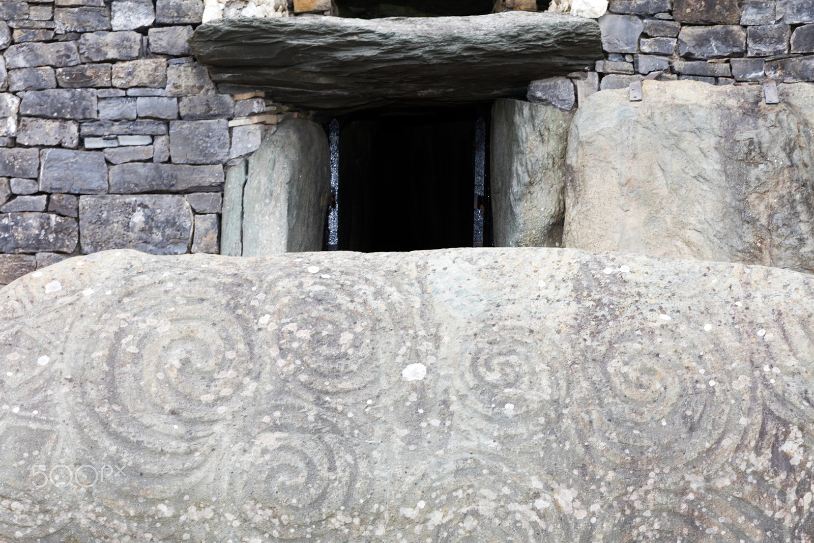 Sigma 24-70mm F2.8 EX DG Macro sample photo. Newgrange,  bru na  boinne photography