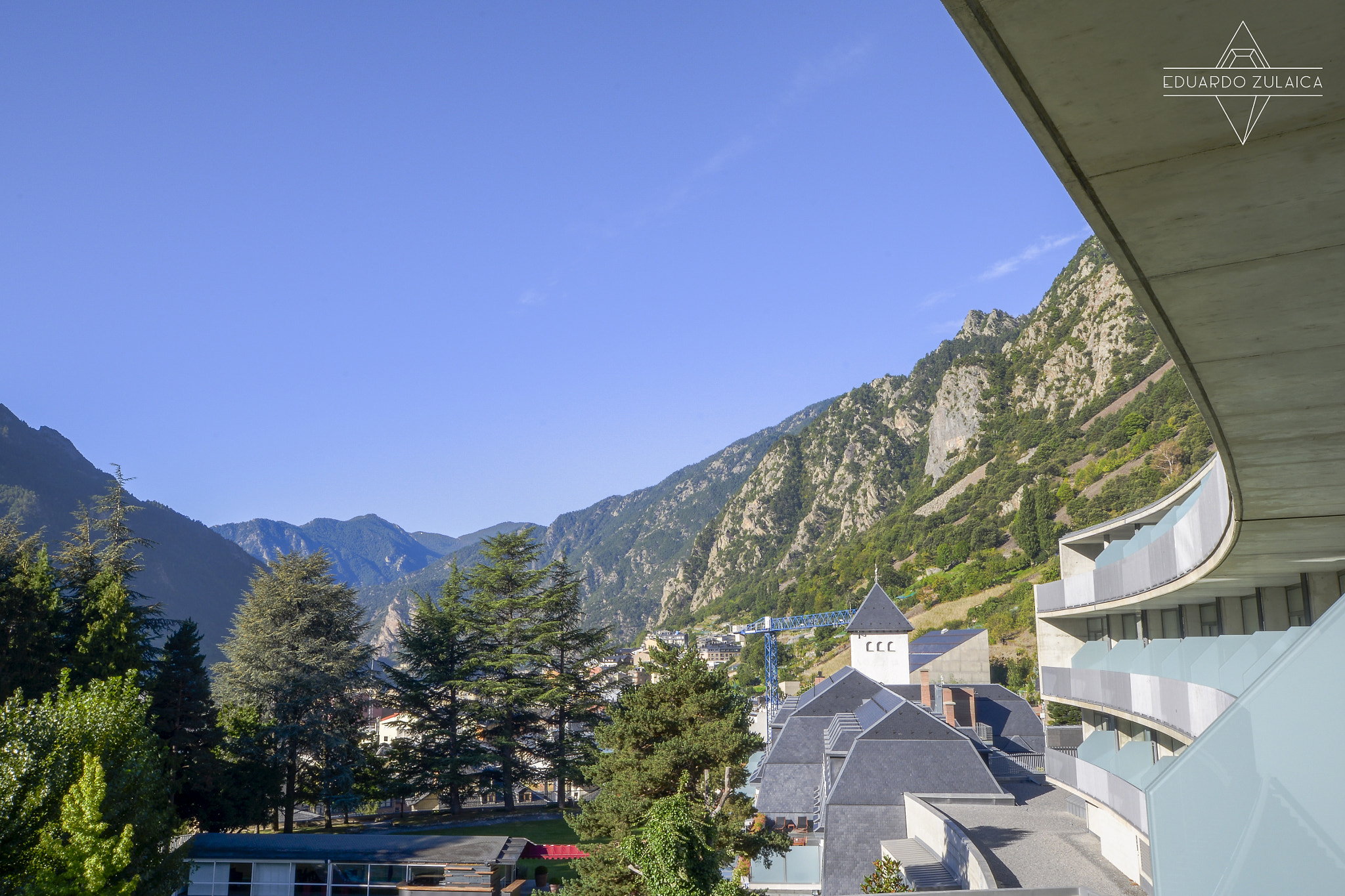 Nikon D800 + Sigma 10-20mm F3.5 EX DC HSM sample photo. Hotel andorra park habitación doble vistas photography