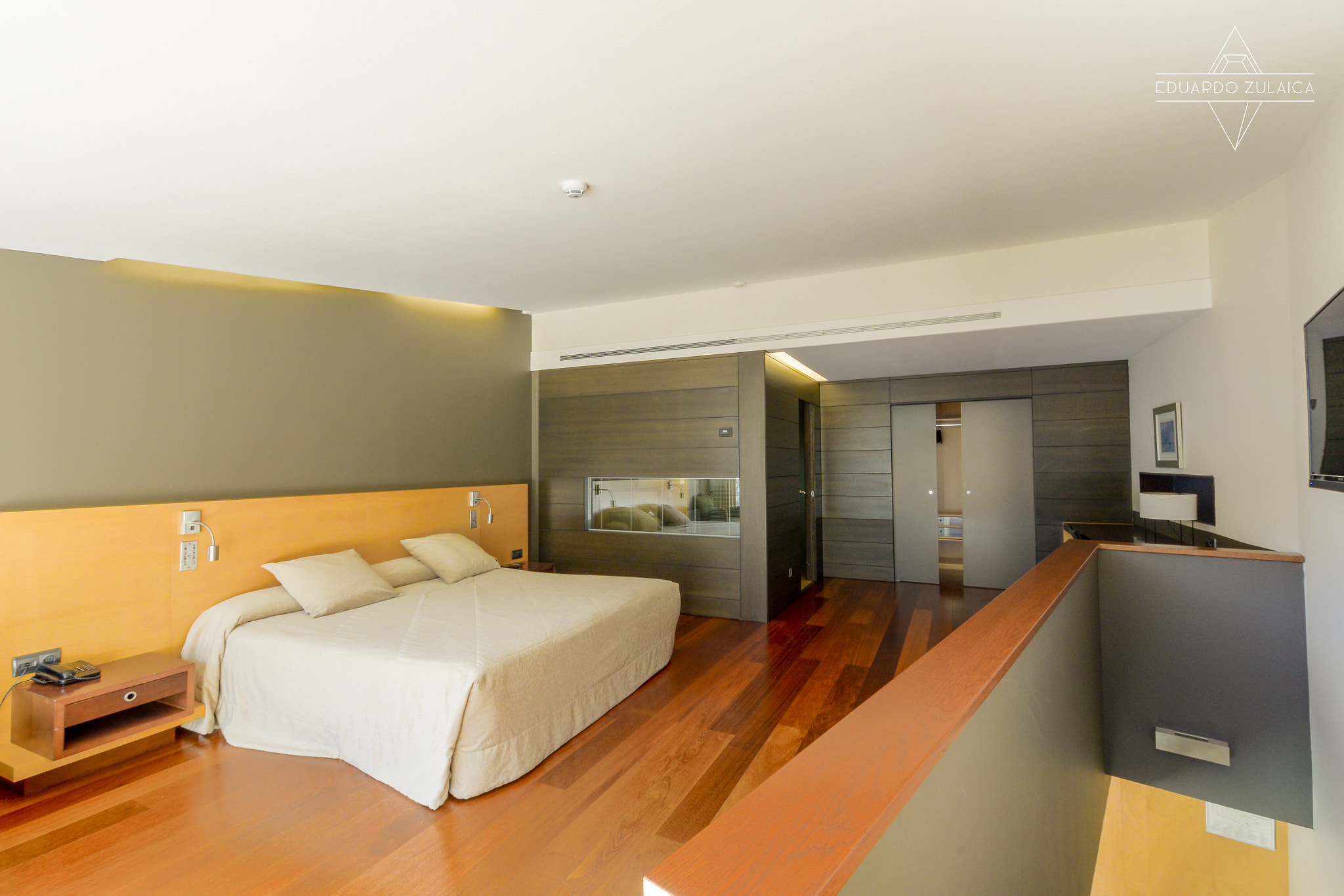 Nikon D800 + Sigma 10-20mm F3.5 EX DC HSM sample photo. Hotel andorra park habitación dos pisos photography