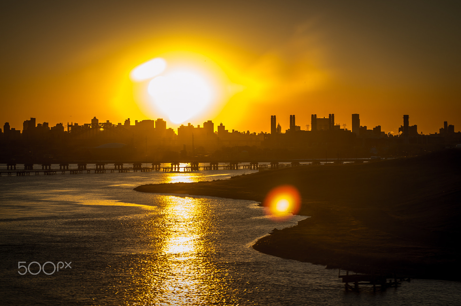 Nikon AF-S Nikkor 24-70mm F2.8G ED sample photo. Landing in nyc photography