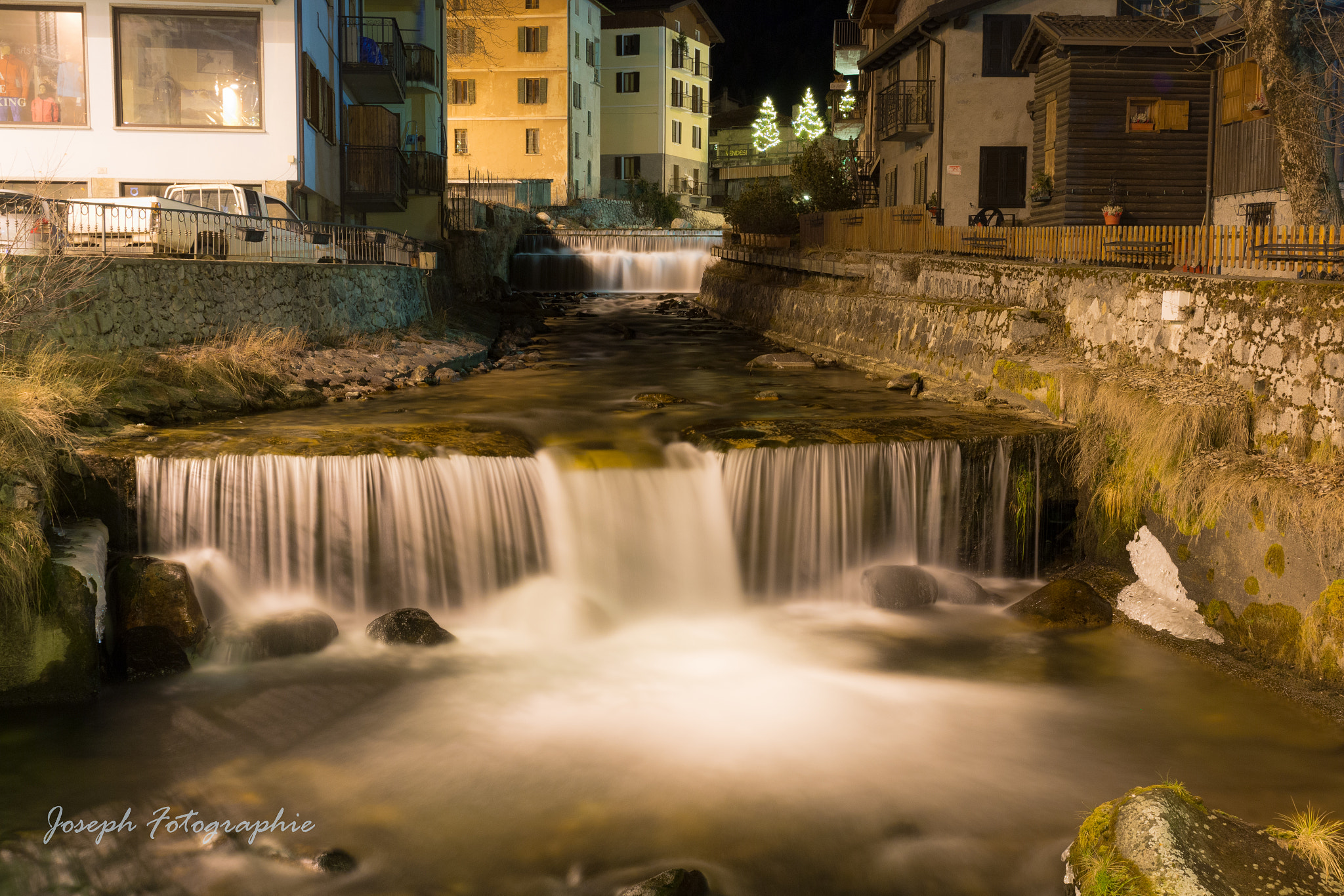 Canon EF 24mm F2.8 IS USM sample photo. River oglio photography