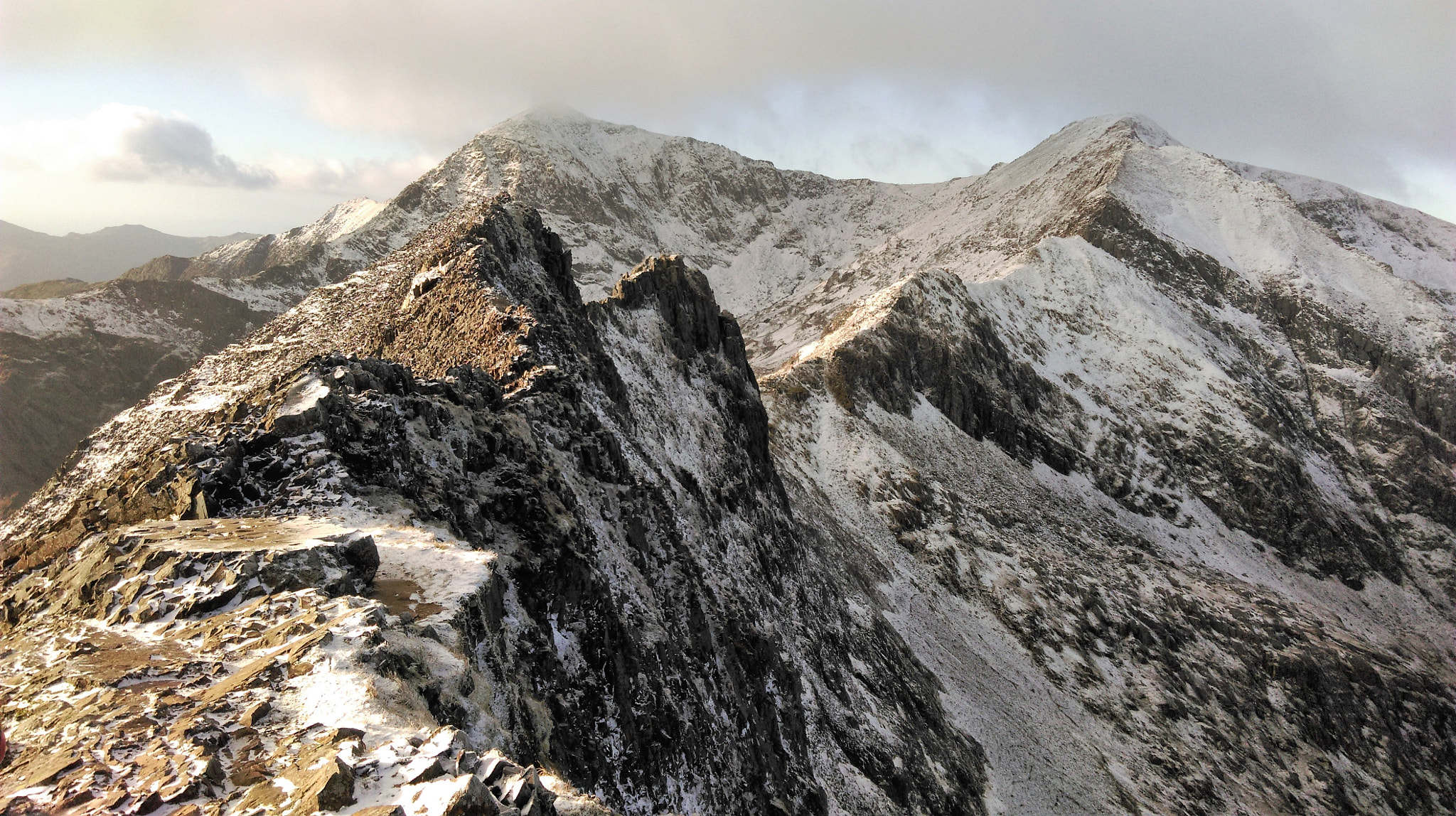 HTC ONE MINI 2 sample photo. Crib goch photography