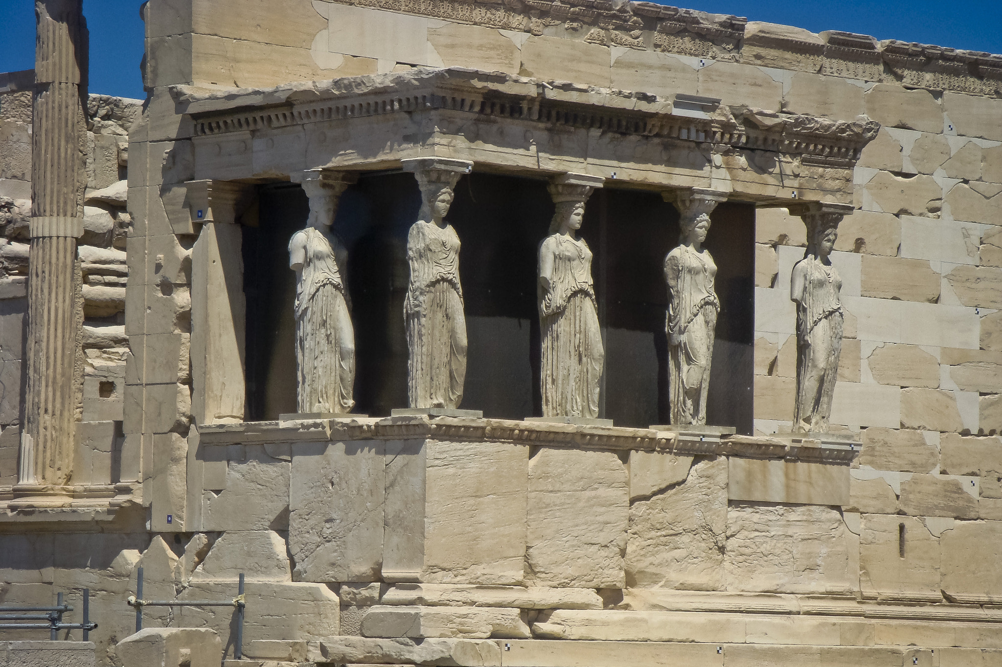 Sony DSC-T200 sample photo. Caryatids photography