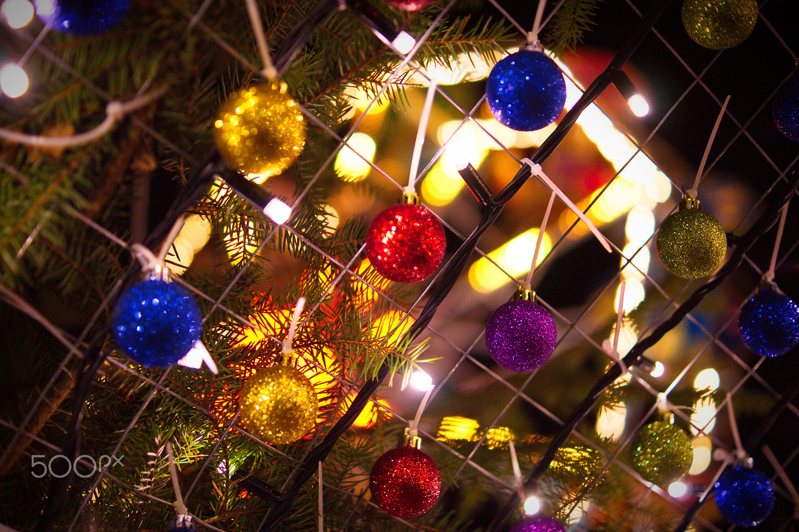 Sony SLT-A65 (SLT-A65V) + Sony DT 35mm F1.8 SAM sample photo. New year lights photography