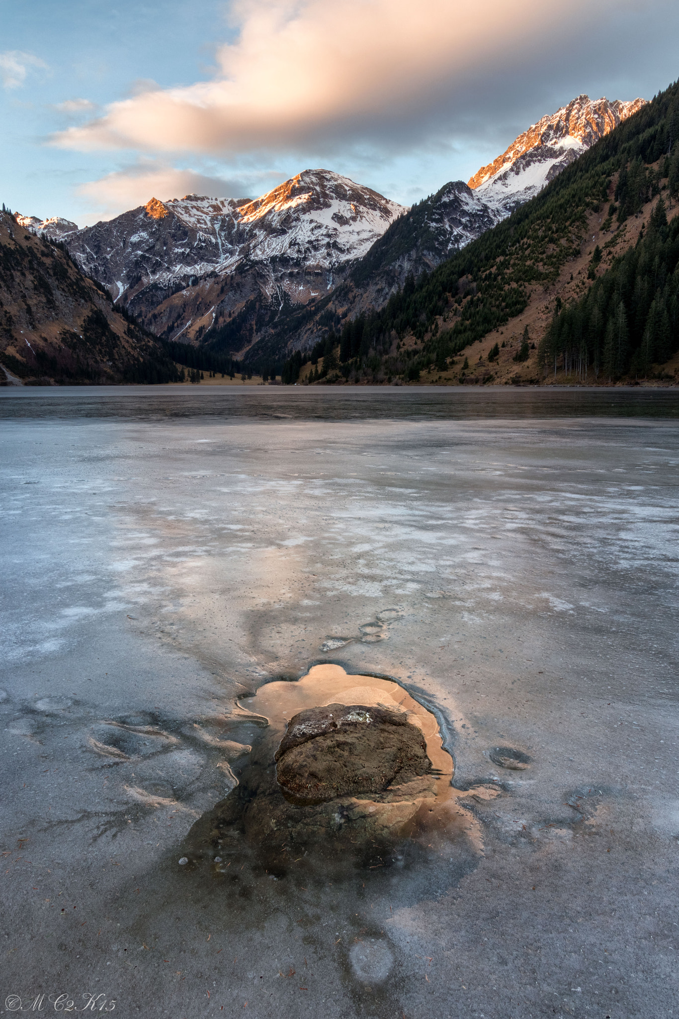 Canon EOS M5 sample photo. Ice reflections photography