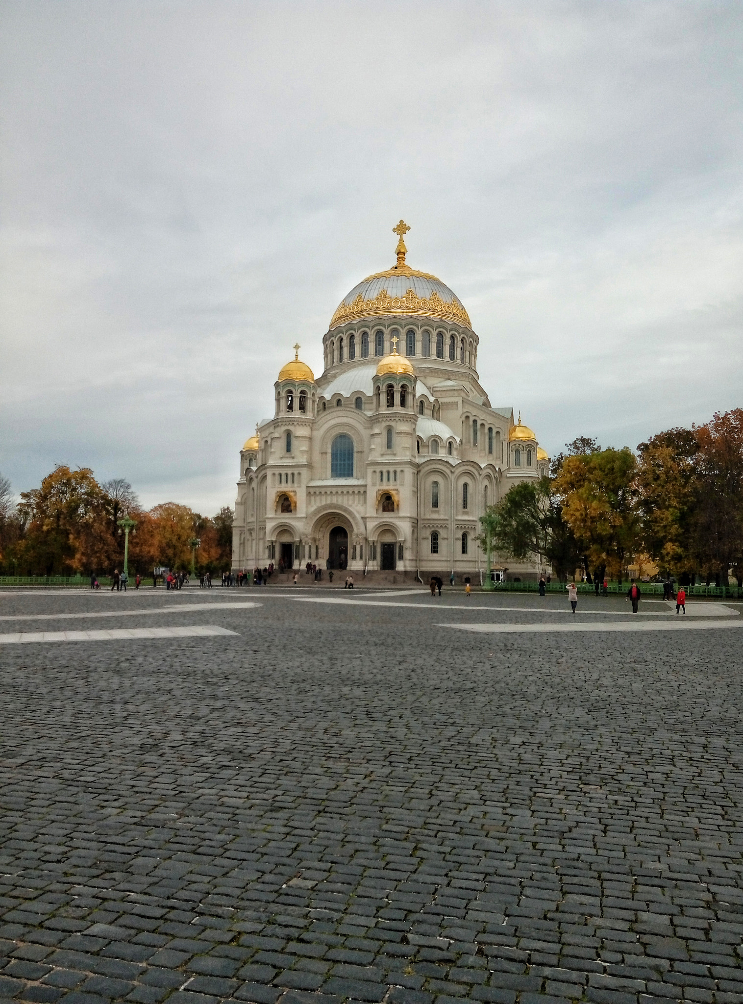 Meizu m2 sample photo. Large naval cathedral ,kronstadt ,st. petersburg photography