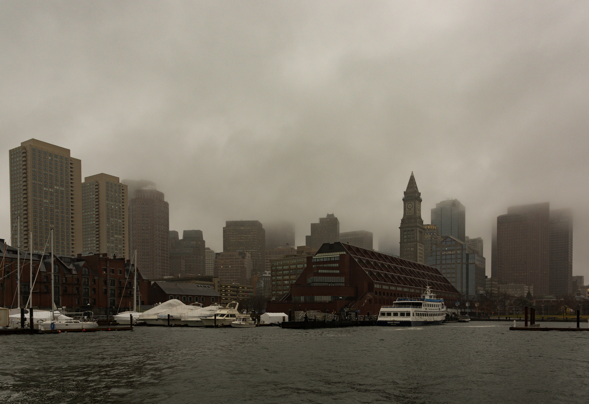 Pentax K-3 II sample photo. Seaport fog photography