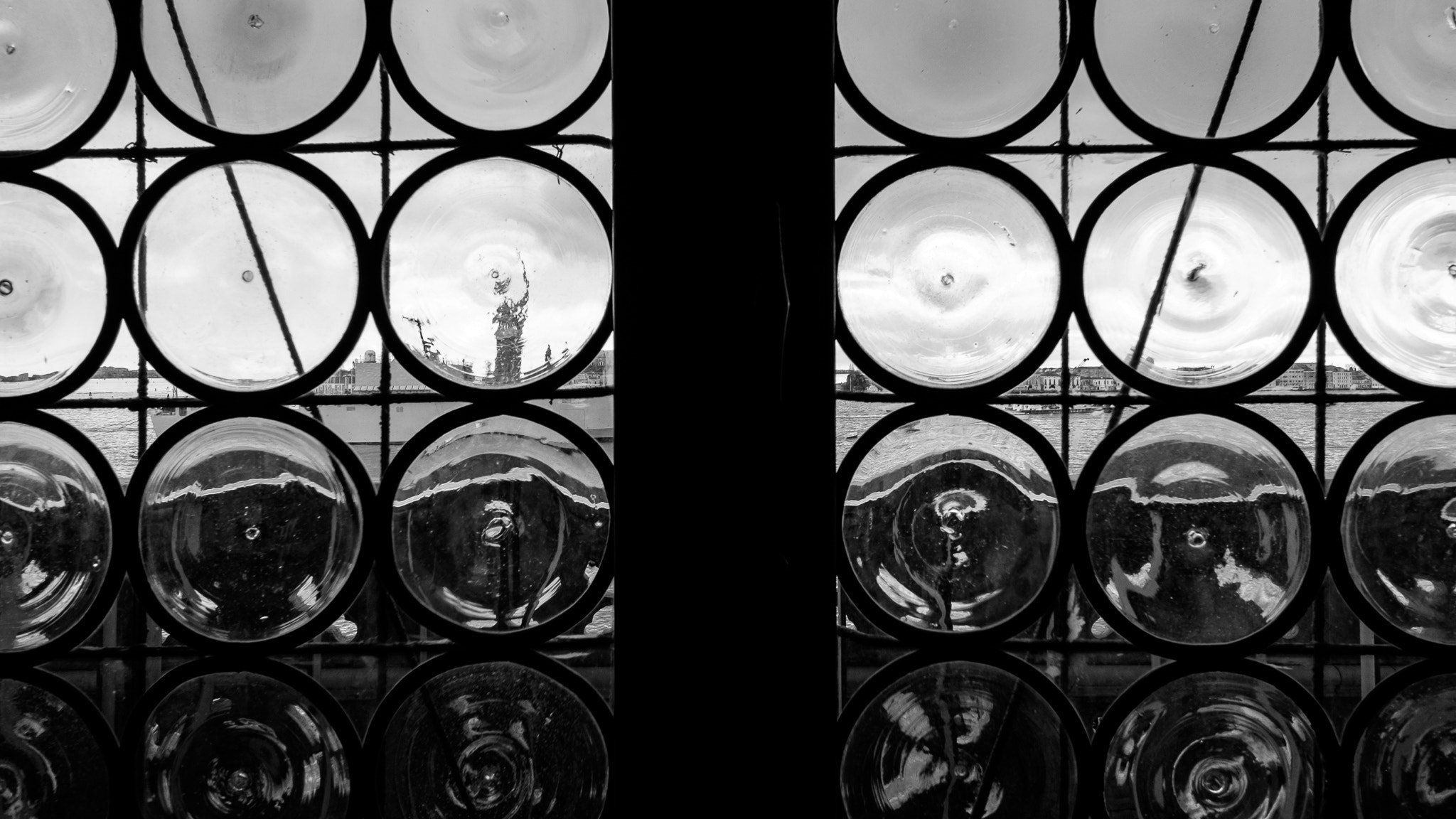 ZEISS Touit 12mm F2.8 sample photo. Doge's view photography