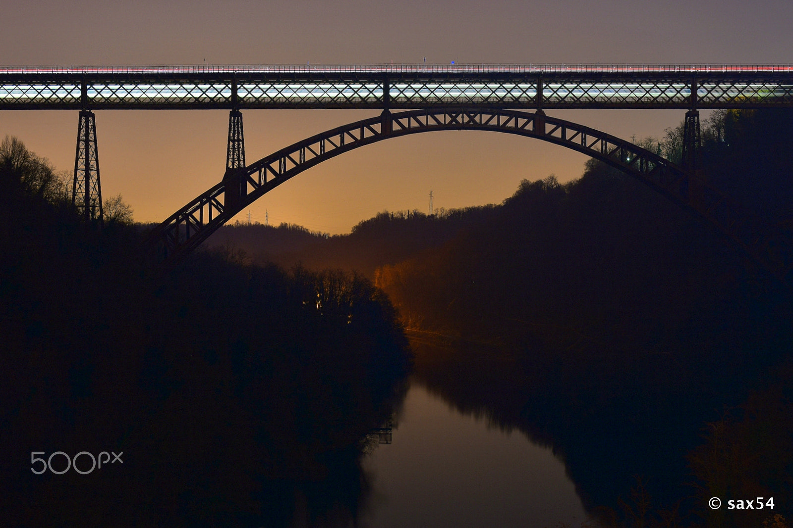 Nikon D500 sample photo. Car + train = bridge of paderno photography