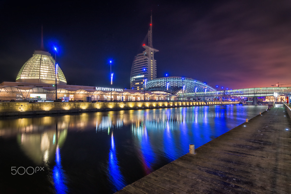 Tokina AT-X Pro 12-24mm F4 (IF) DX sample photo. Bremerhaven iii photography