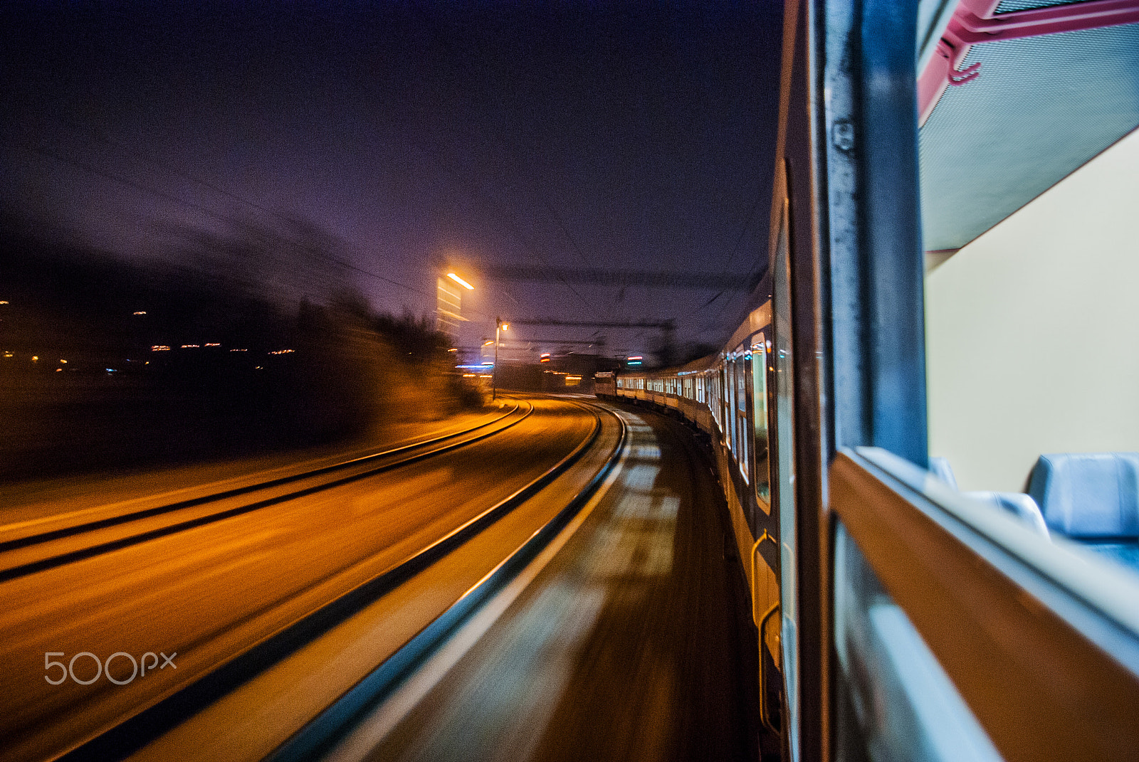 Pentax K200D sample photo. Light passes by photography