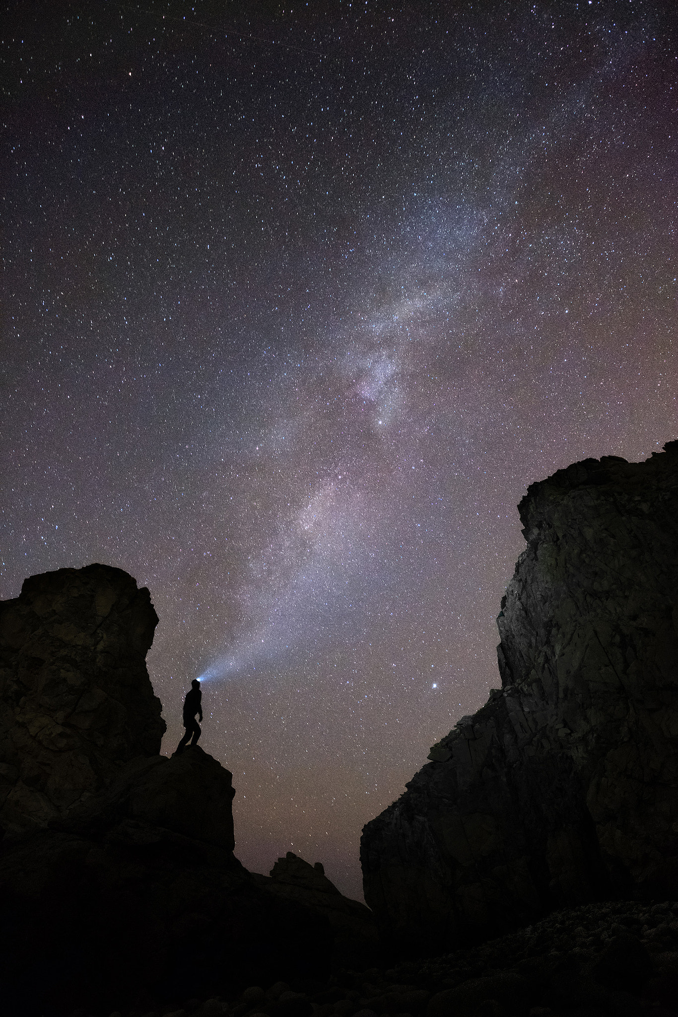 Fujifilm X-T2 + Fujifilm XF 14mm F2.8 R sample photo. The shoulder of giants photography