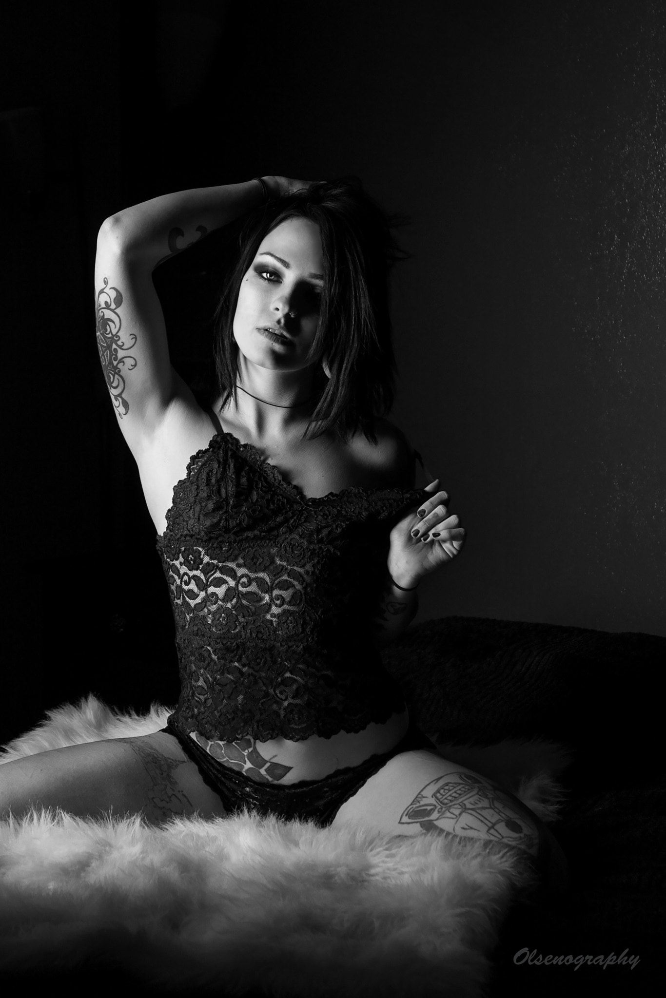 Nikon D40 sample photo. B&w bedroom photography