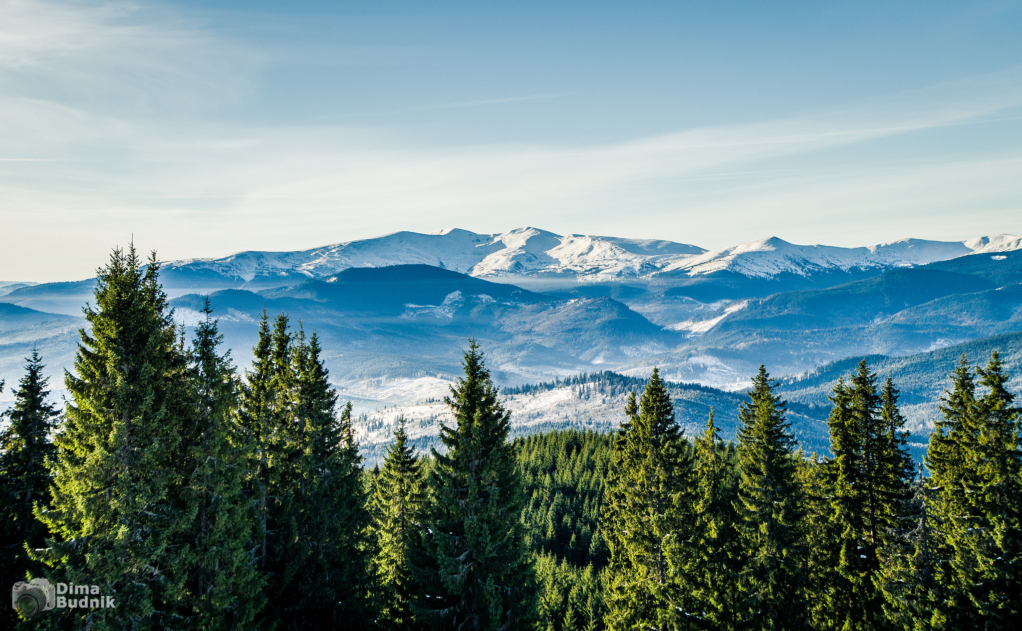 Pentax K-S2 + Pentax smc DA 18-55mm F3.5-5.6 AL WR sample photo. Winter landscape of mountains photography