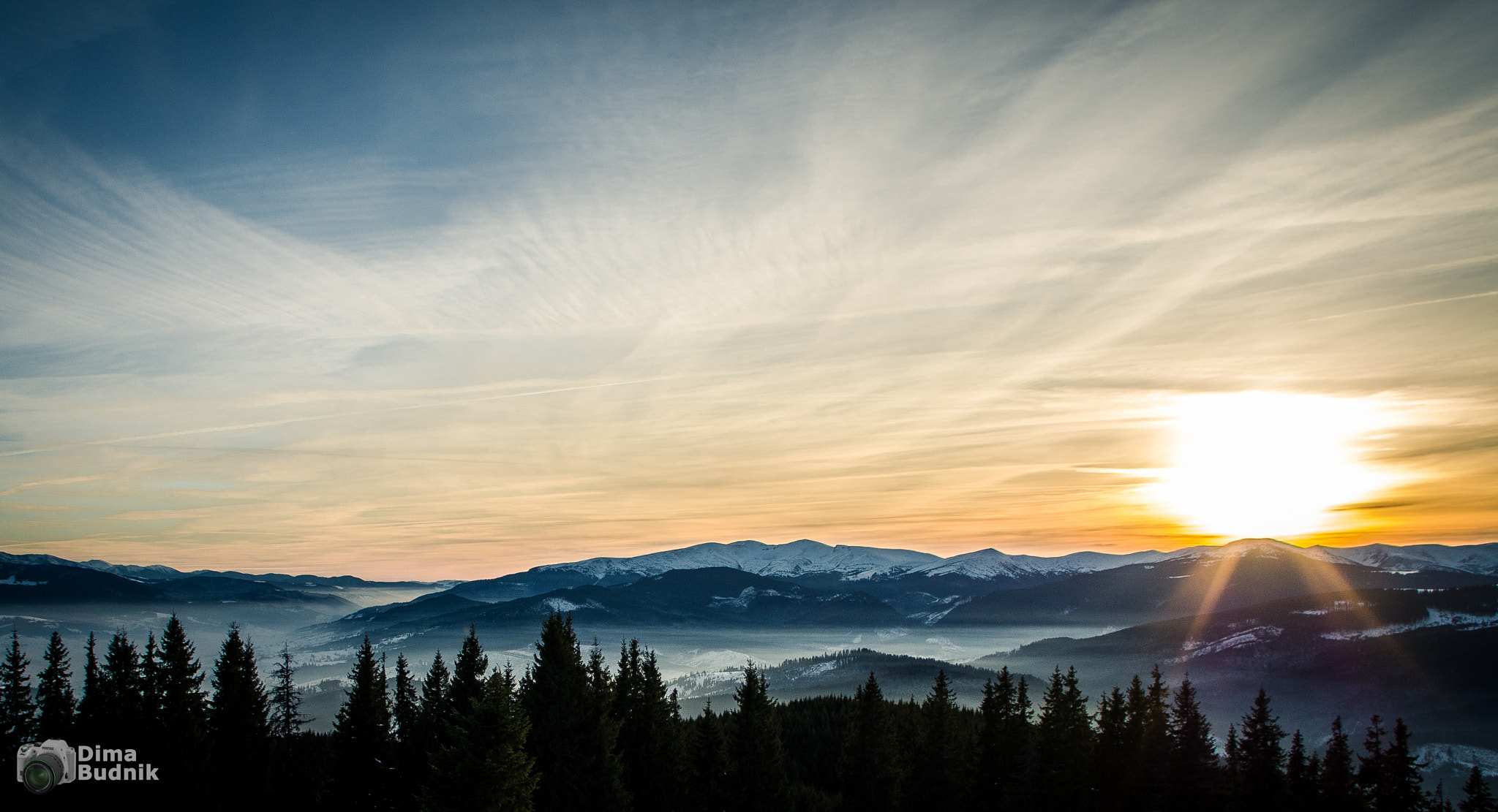 Pentax smc DA 18-55mm F3.5-5.6 AL WR sample photo. Winter landscape of mountains photography