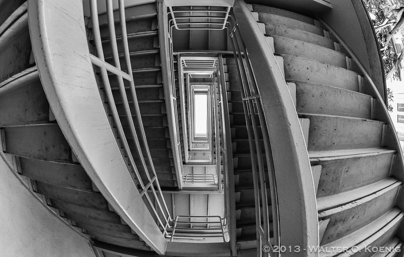 Nikon AF DX Fisheye-Nikkor 10.5mm F2.8G ED sample photo. Horton plaza photography