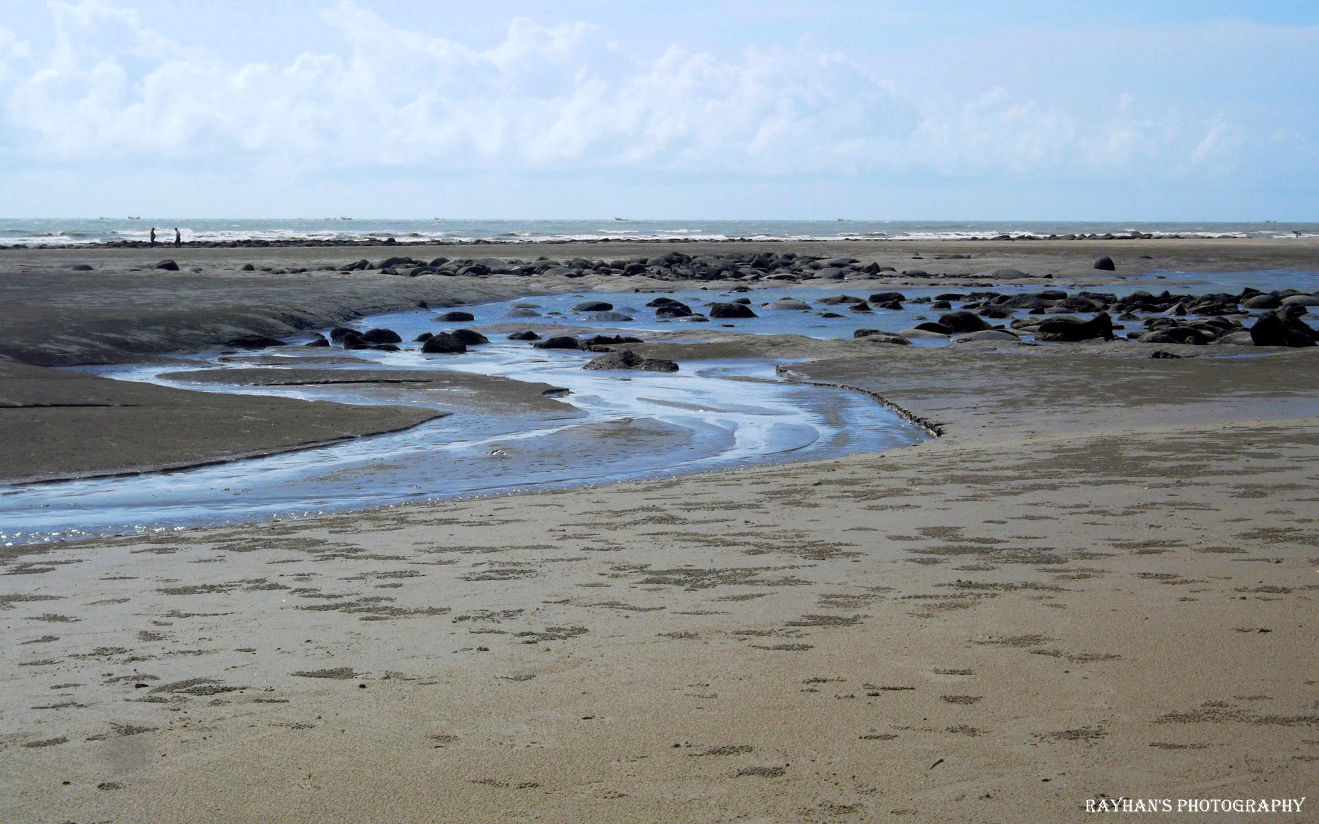 Samsung ST65 sample photo. Sotnes and sand photography