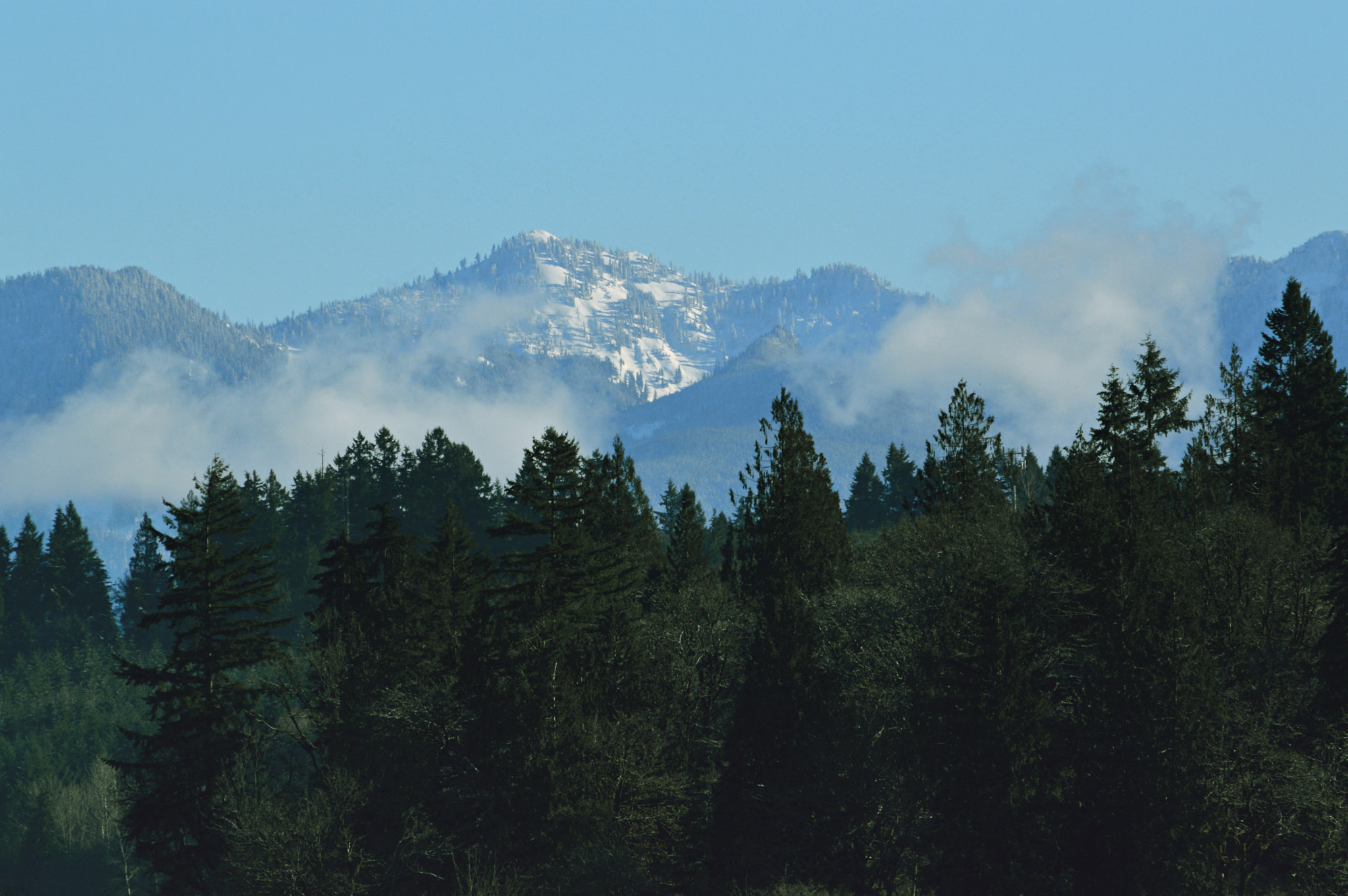 Nikon D3200 sample photo. Day 3: clouds photography