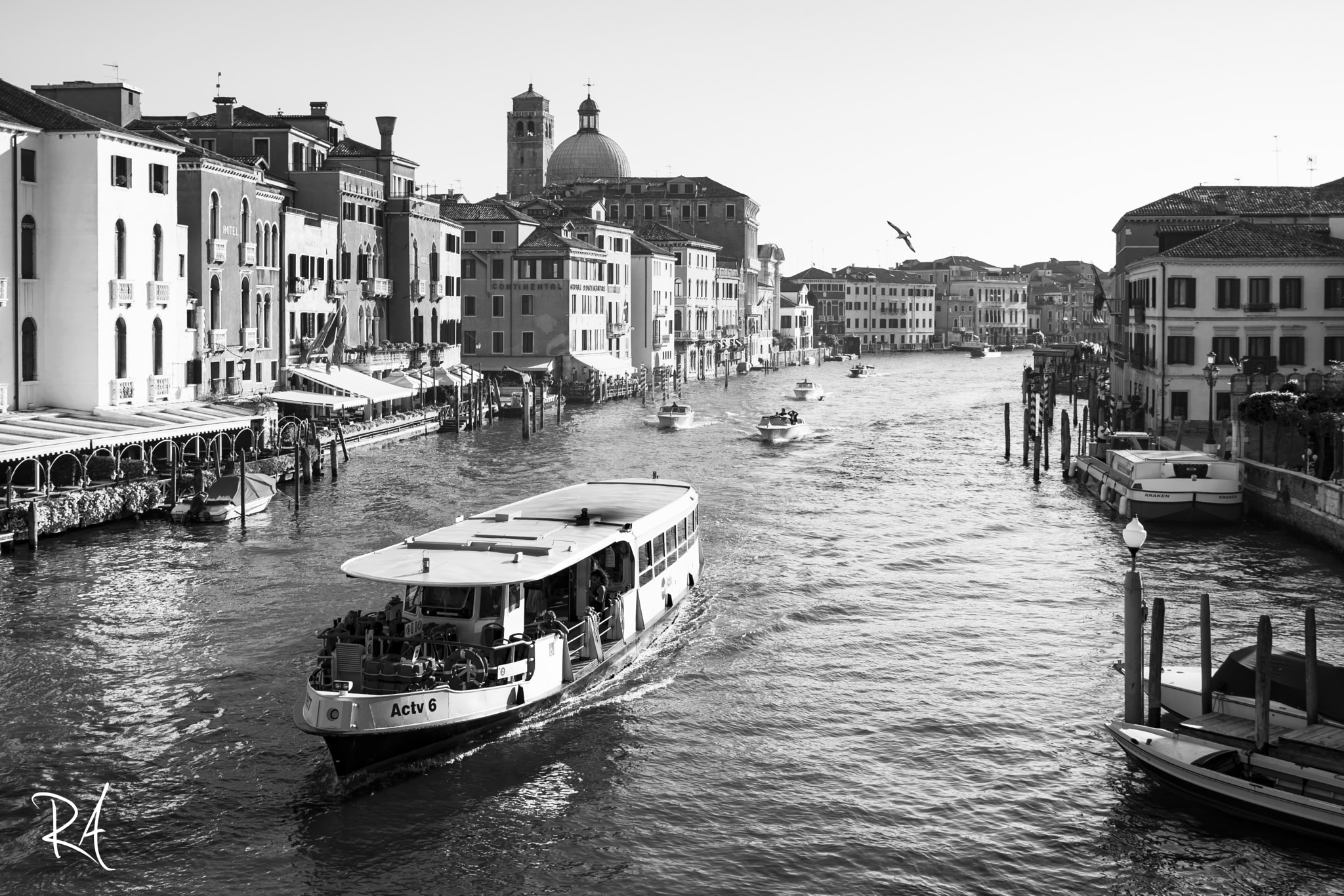 Nikon D5300 + Tamron SP 24-70mm F2.8 Di VC USD sample photo. Yet another venice cityscape photography