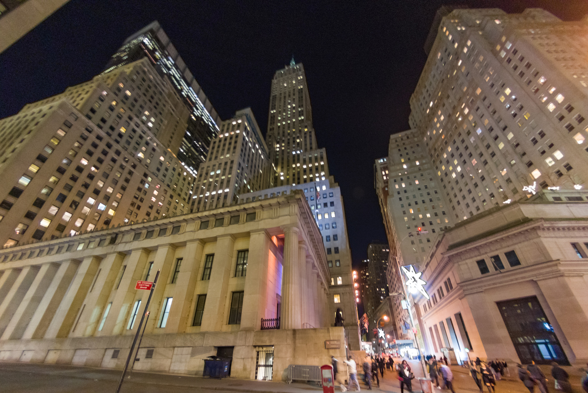 Pentax K-3 II sample photo. Wall street nightlife photography