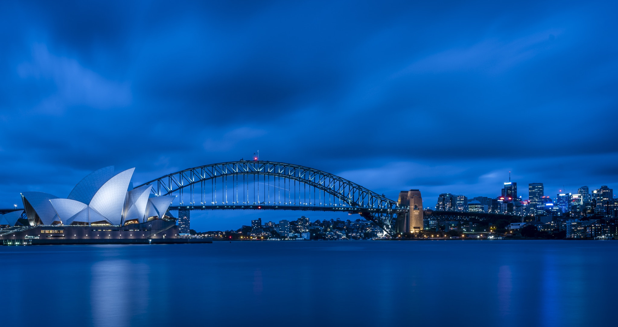 Nikon D810 + Nikon AF-S DX Nikkor 18-140mm F3.5-5.6G ED VR sample photo. Sydney harbour bridge and opera house photography