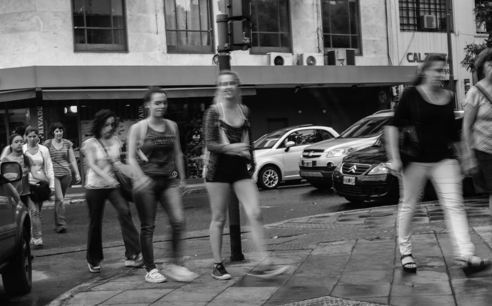 Fujifilm XC 16-50mm F3.5-5.6 OIS sample photo. La vida pasa con velocidad v photography