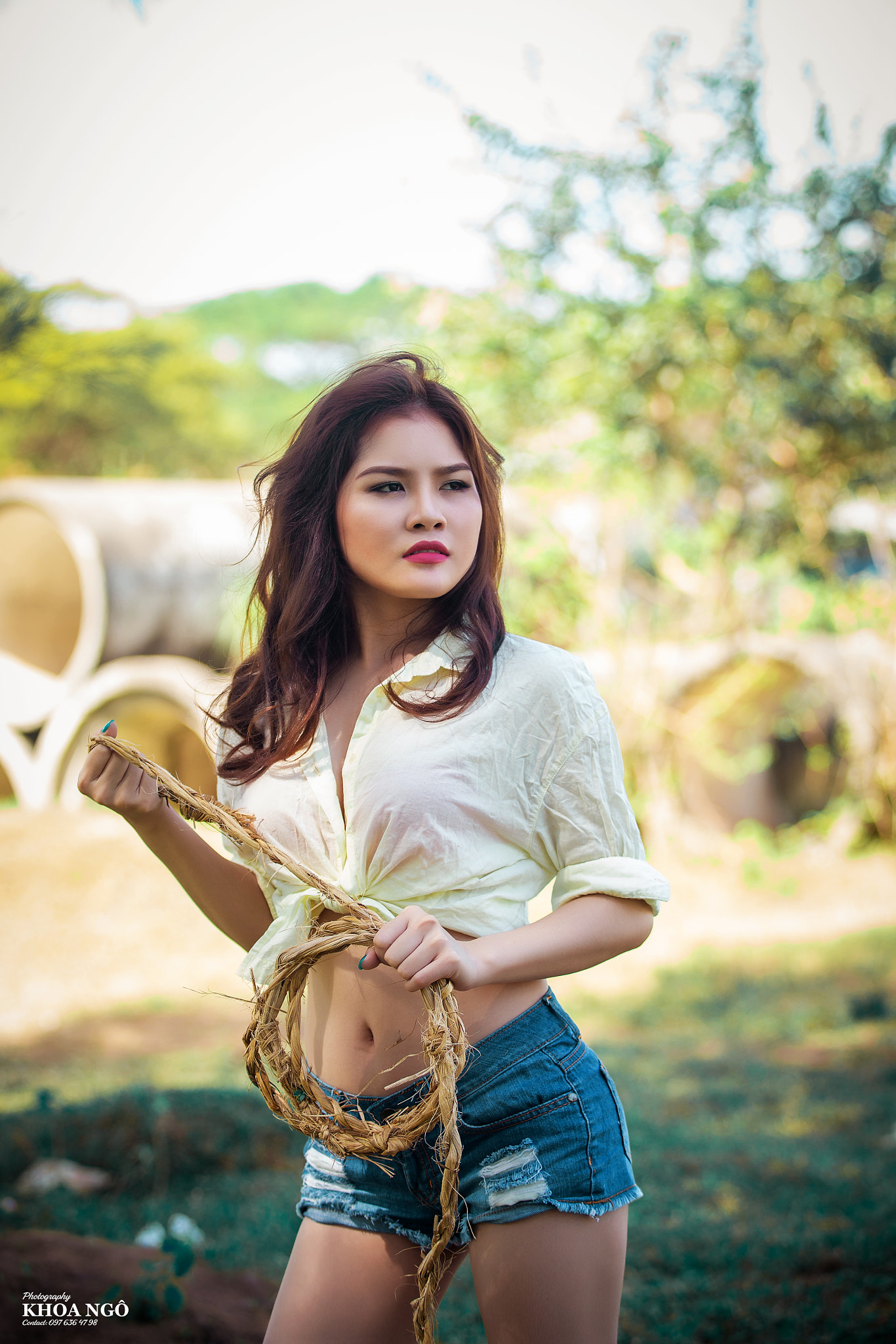 Canon EF 80-200mm f/2.8L sample photo. Cowgirl photography