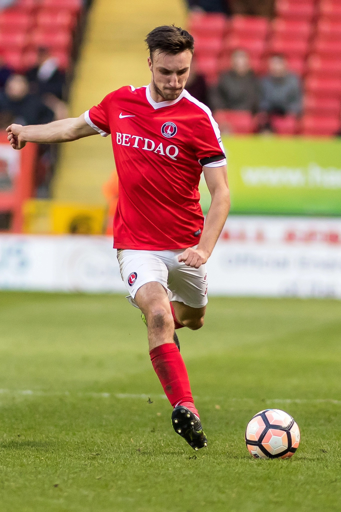 Canon EF 200mm F2.8L II USM sample photo. Charlton athletic vs mk dons - 3rd dec '16 photography