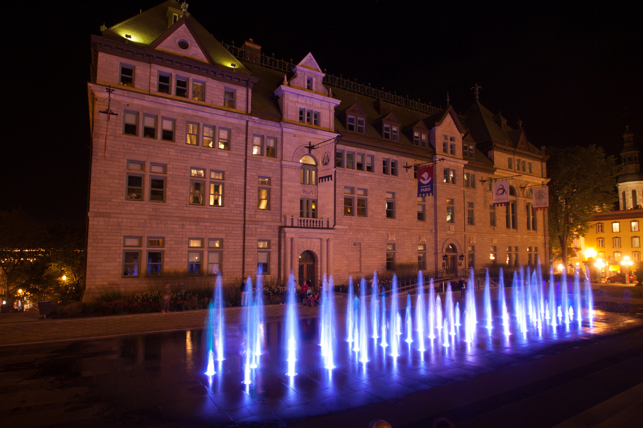 Sigma 10-20mm F3.5 EX DC HSM sample photo. Canada hotel de ville vieux quebec photography