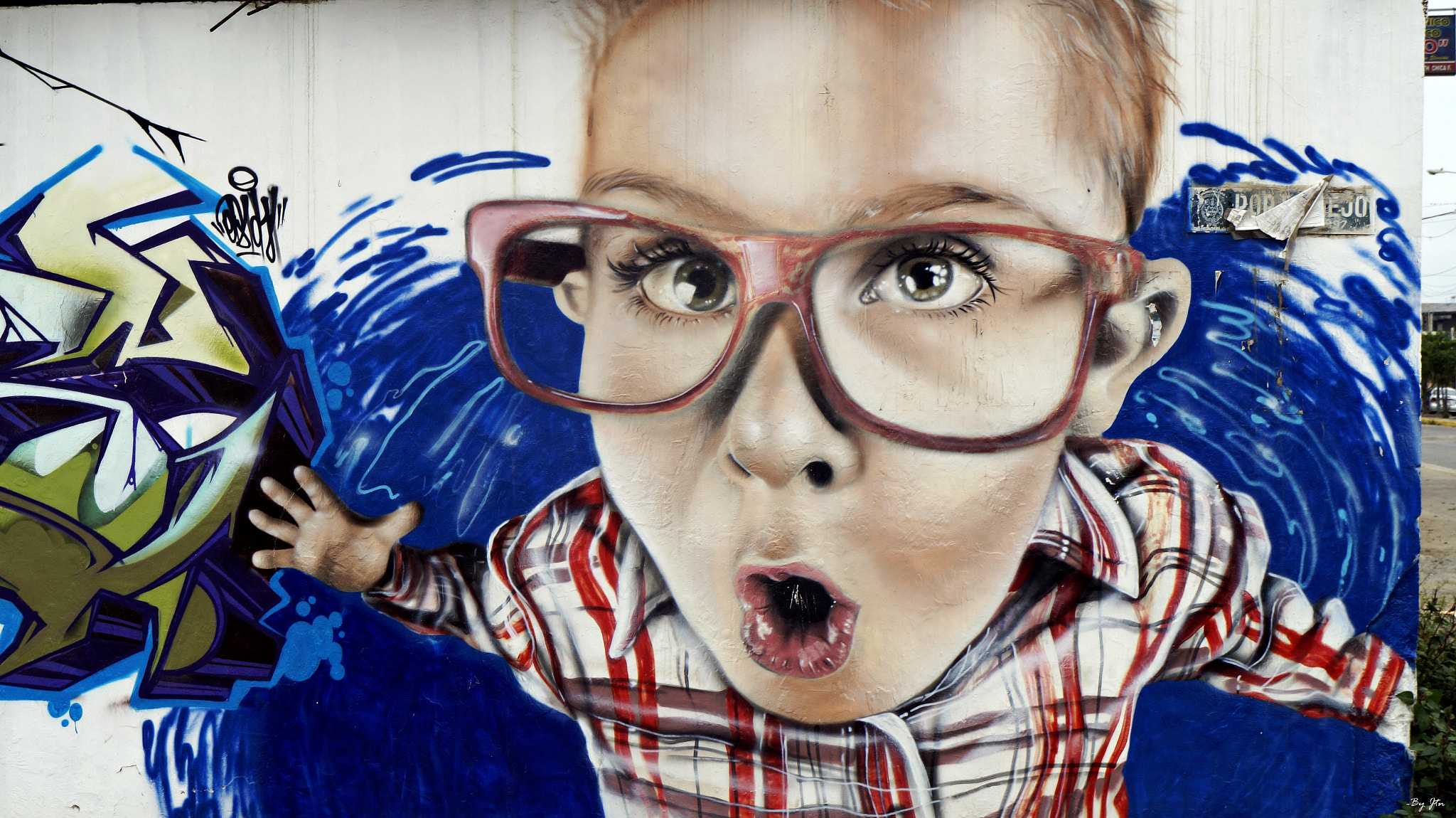 Sony E 18-55mm F3.5-5.6 OSS sample photo. Graffiti - ecuador photography