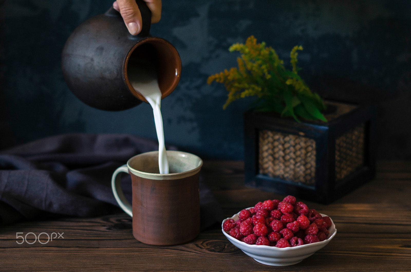 Pentax K-30 + Pentax smc DA 50mm F1.8 sample photo. Raspberries and milk photography