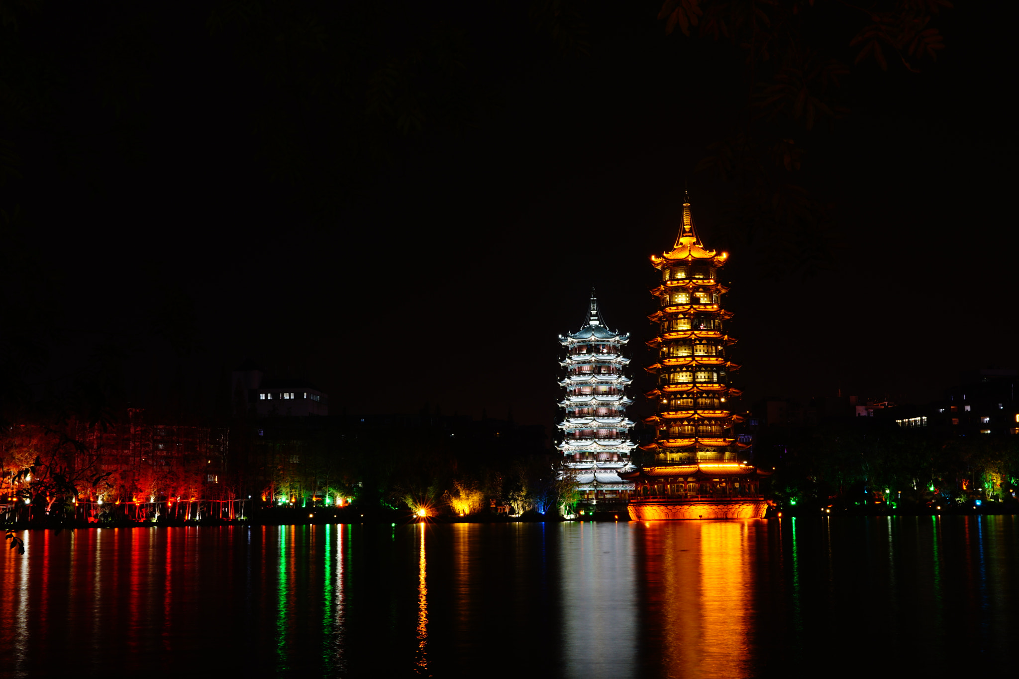 Sony a6000 + Sigma 30mm F1.4 DC DN | C sample photo. The night of guilin photography